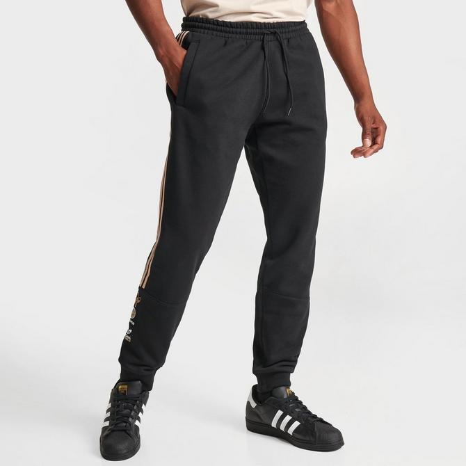 Adidas originals itasca hot sale fleece joggers