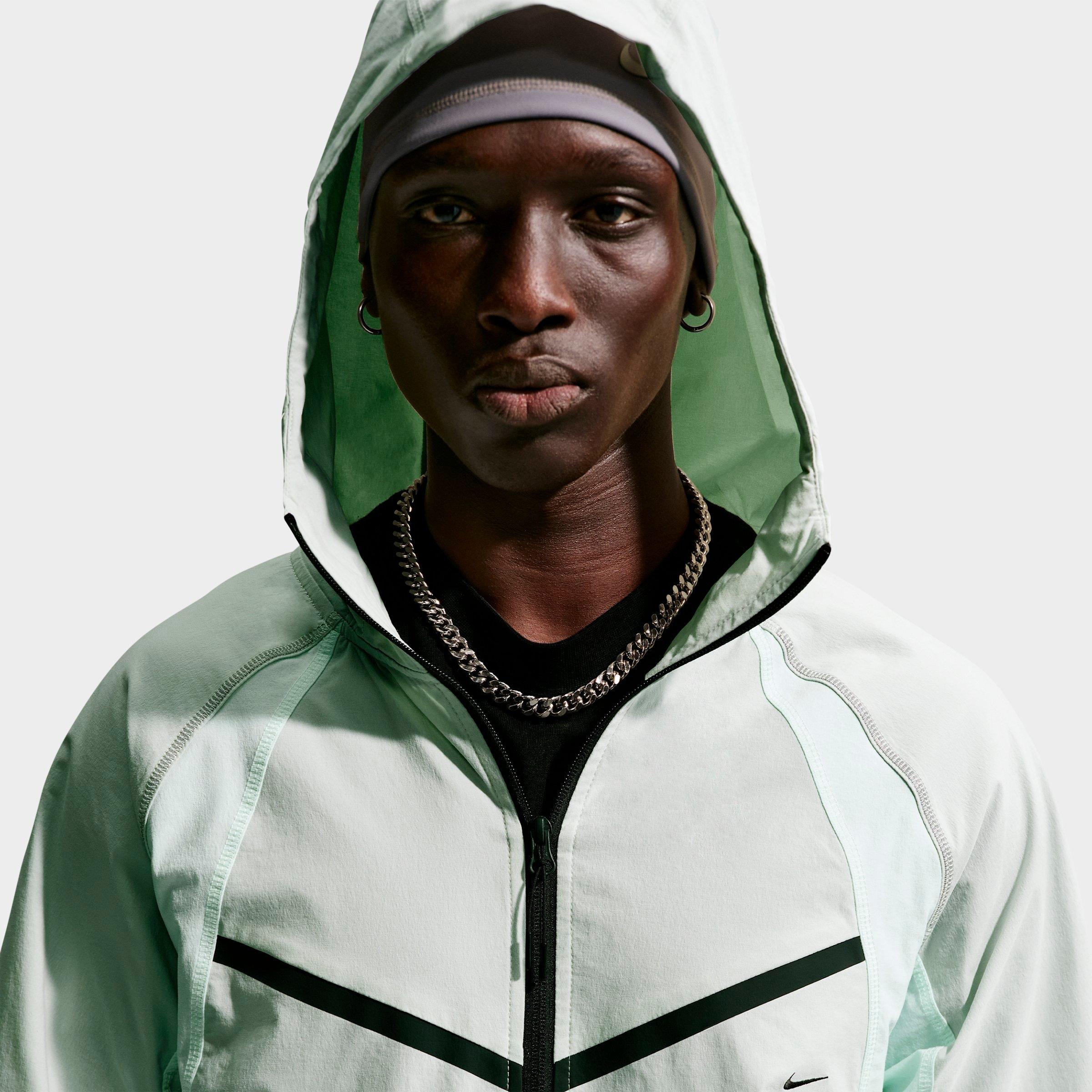 Nike Men's Nike Tech Dri-FIT Woven Windrunner Loose Jacket
