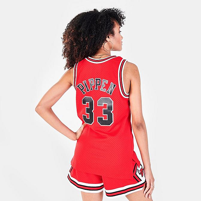 chicago bulls away jersey color