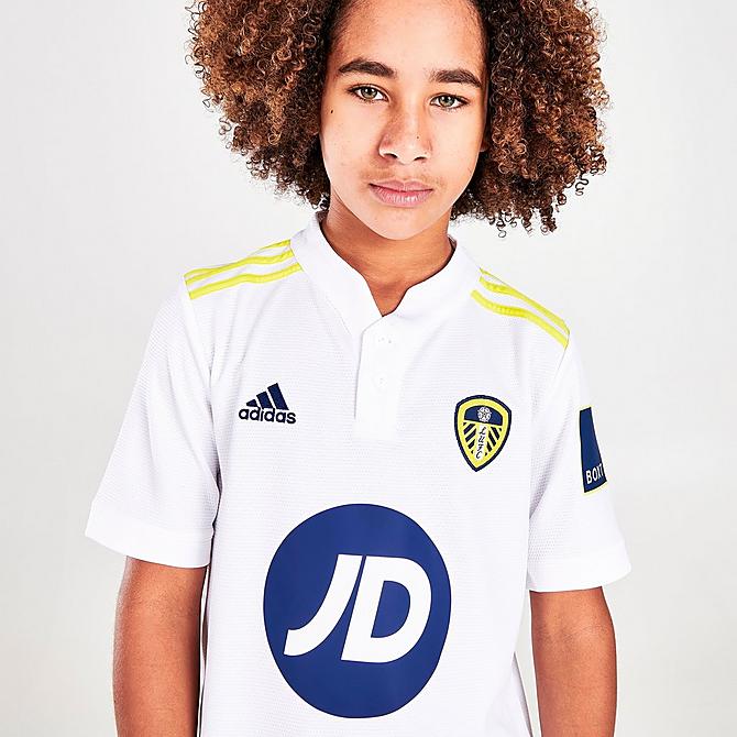 On Model 5 view of Kids' adidas Leeds United 21-22 Home Soccer Jersey in White Click to zoom
