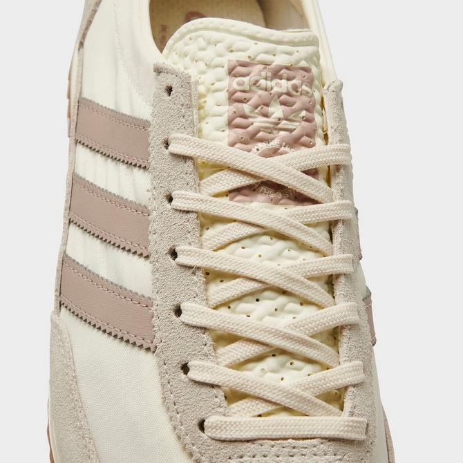 Front view of Women's adidas Originals SL 72 Casual Shoes in Off White/Wonder Taupe/Wonder White Click to zoom