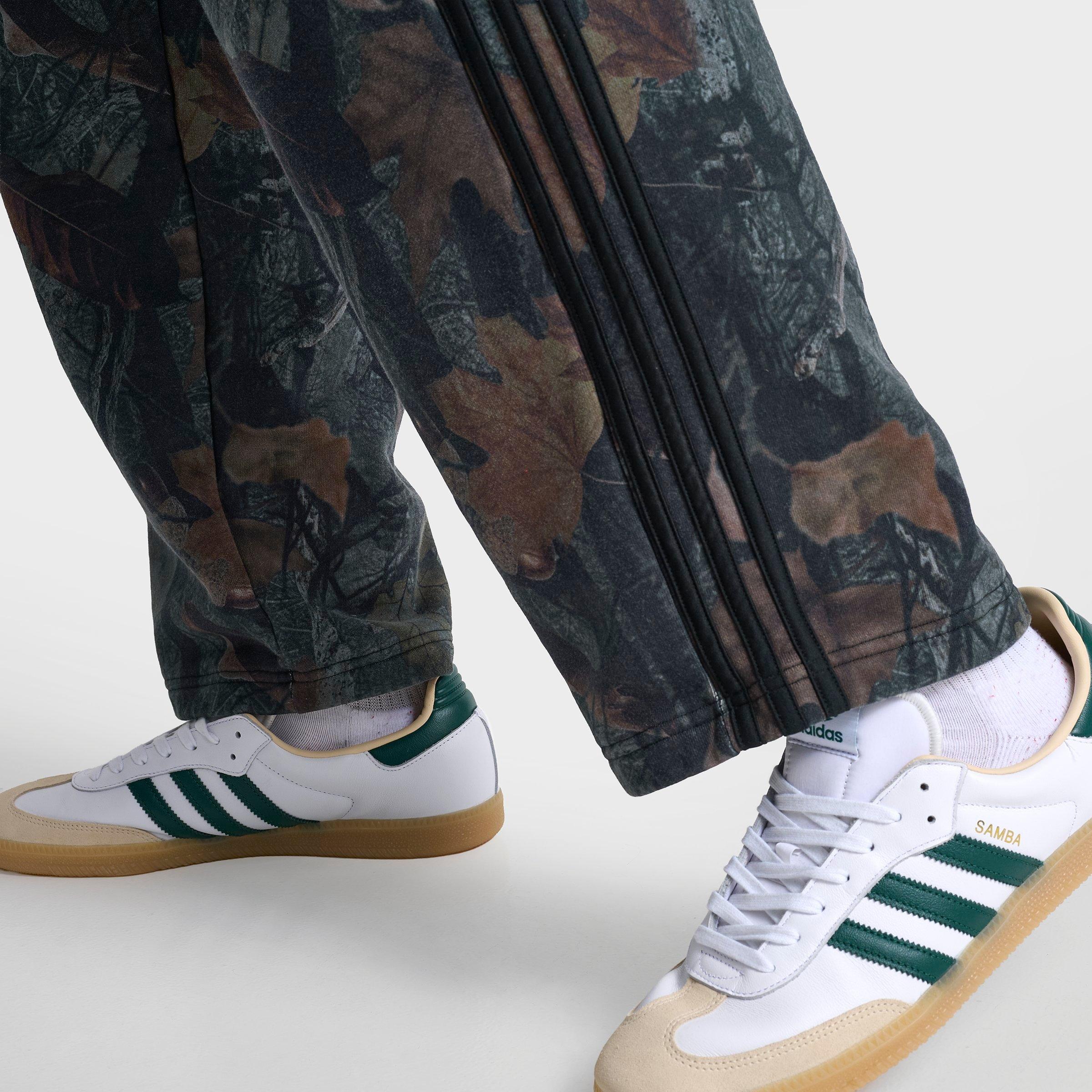 Men's adidas Originals Camouflage Sweatpants