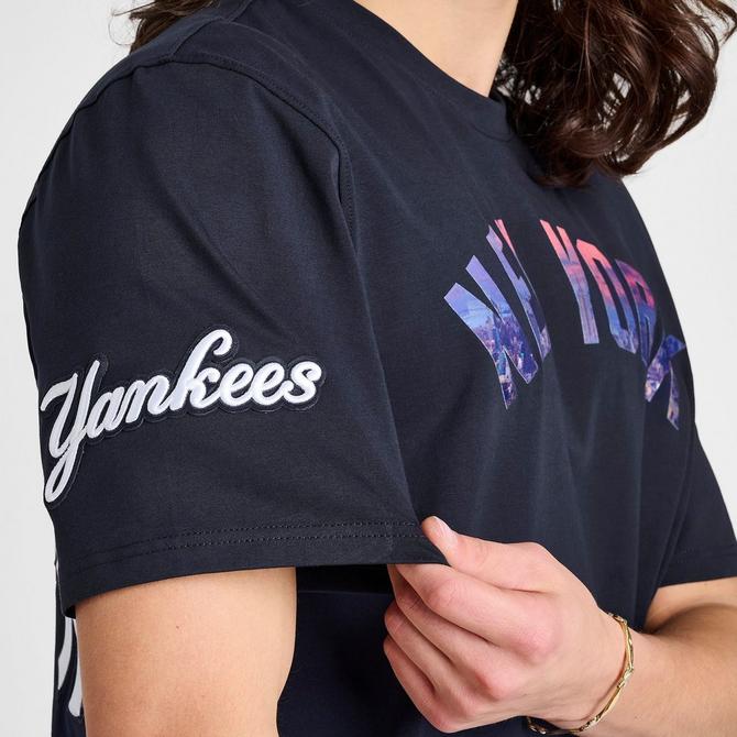 Men's Pro Standard New York Yankees MLB City Scape T-Shirt| Finish Line