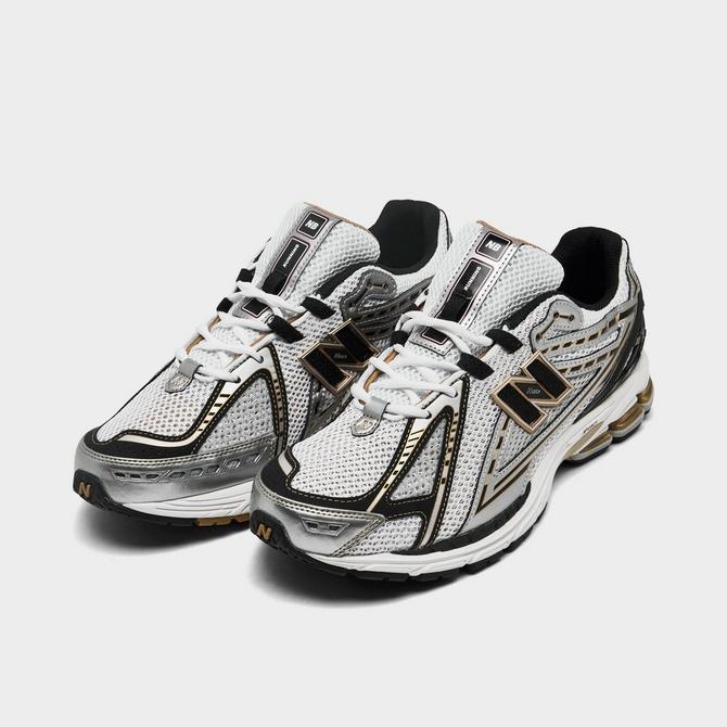 New balance best sale metallic silver