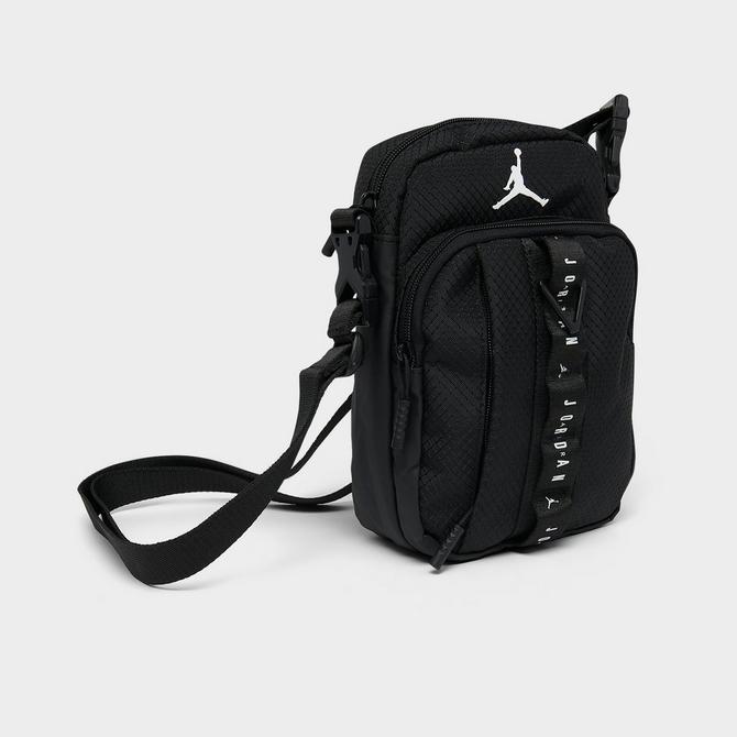 Jordan body bag online