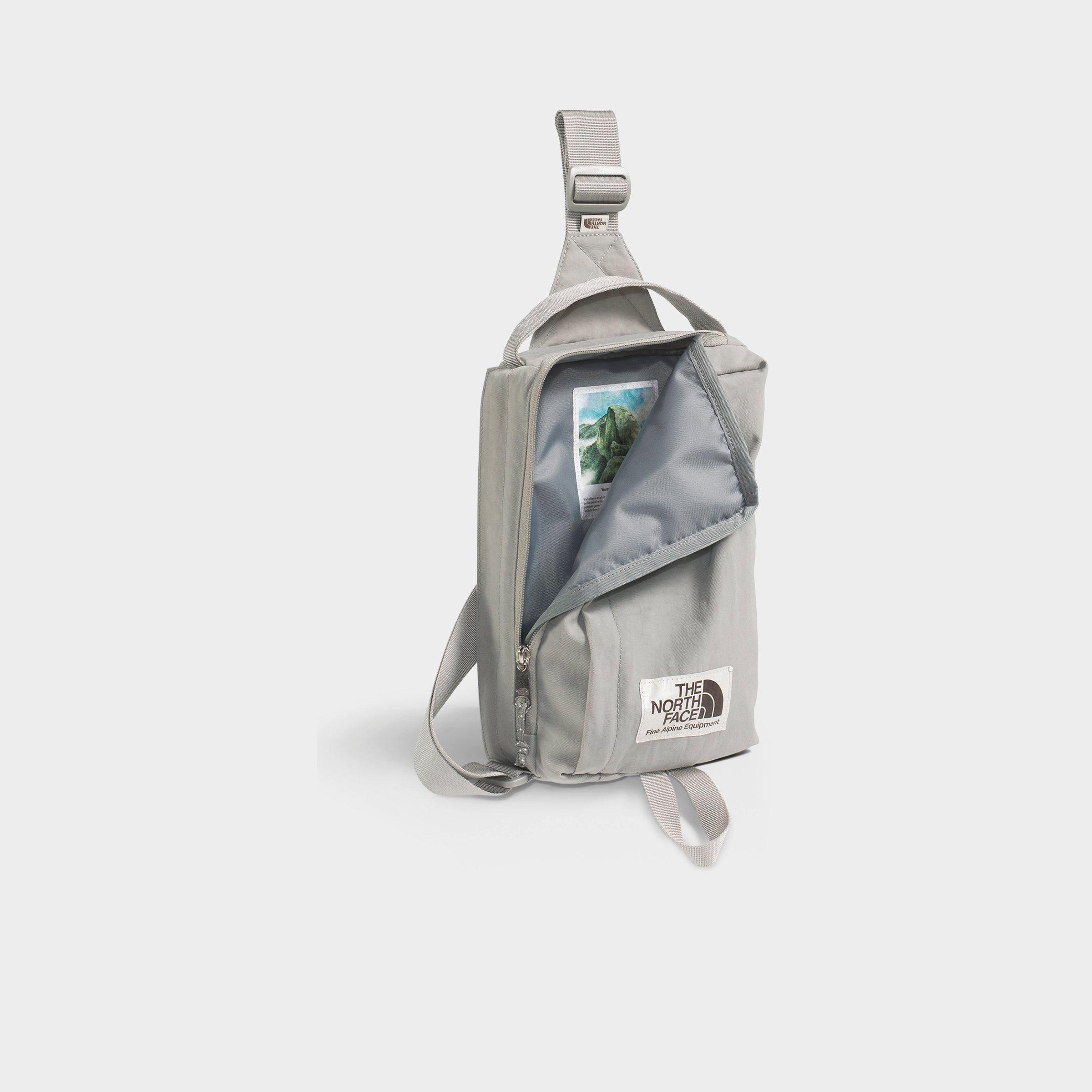 The North Face Berkeley Field Bag (5L) | Finish Line