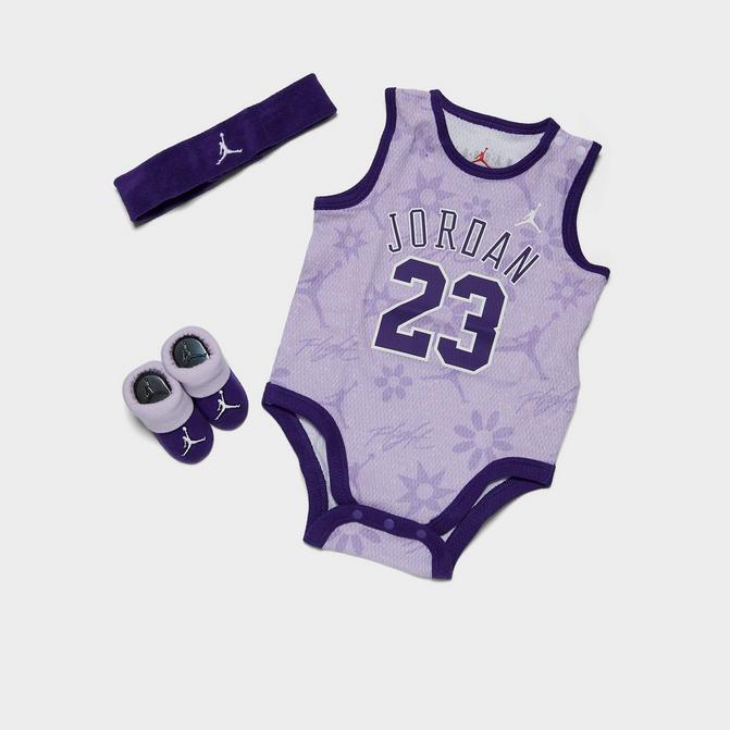 Jordan newborn set store girl