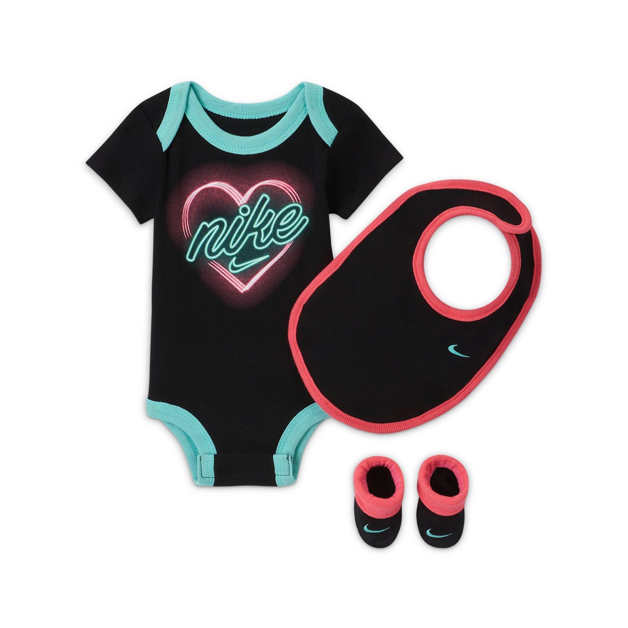 infant nike size 3