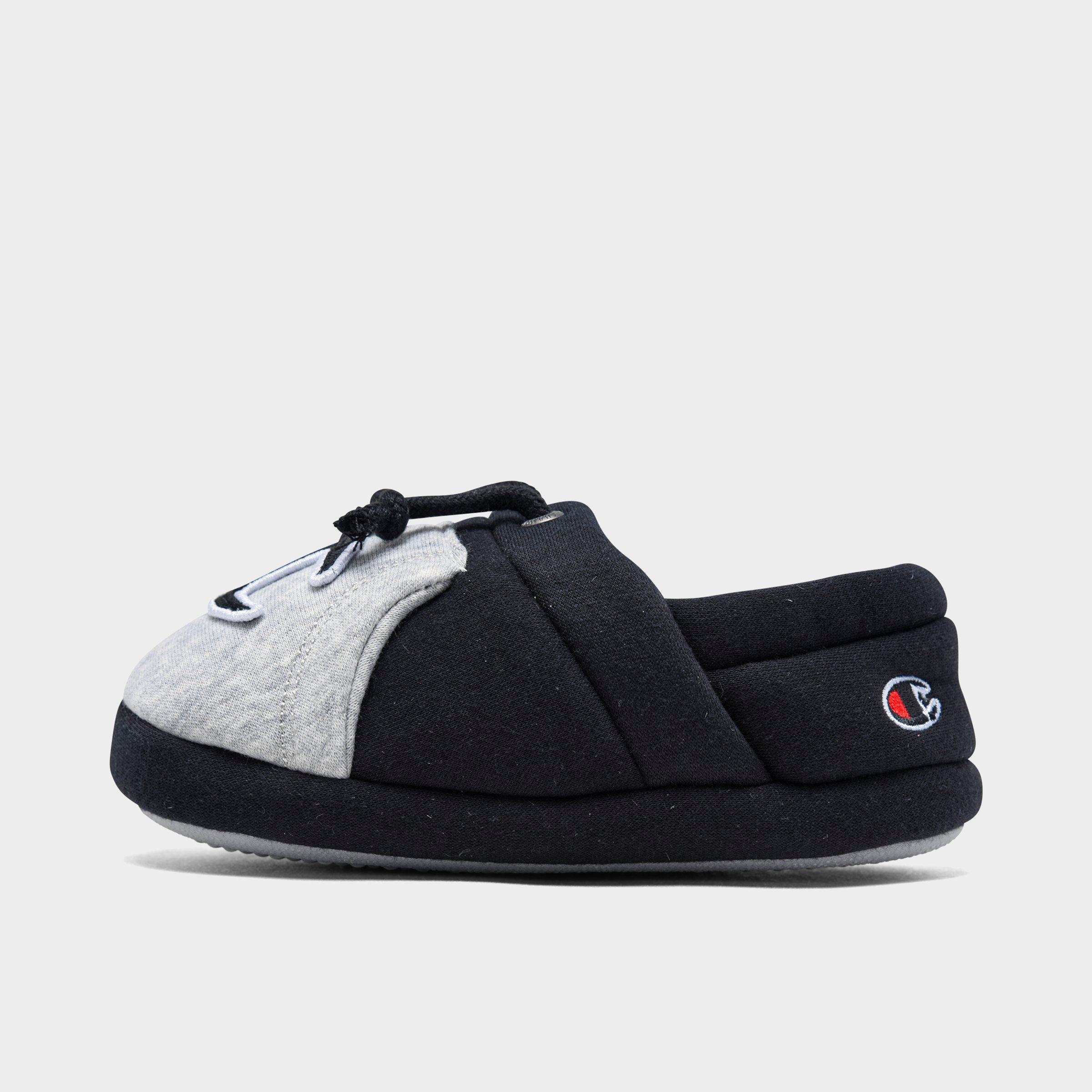 boys black slippers