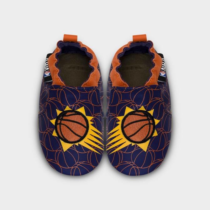 Infant basketball clearance shoes