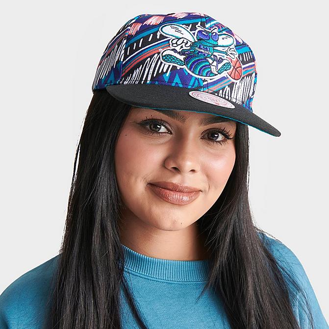 charlotte hornets mitchell and ness hat