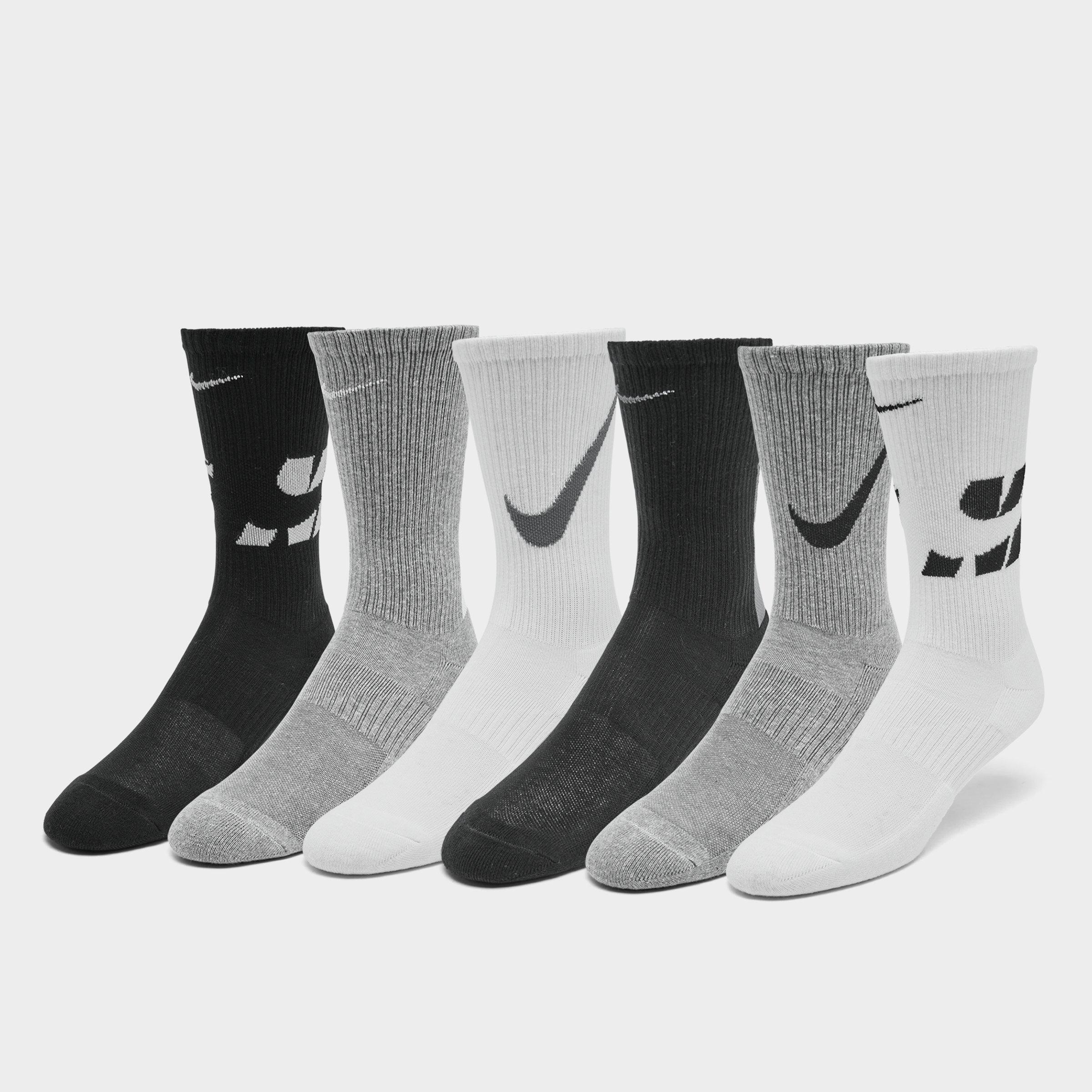 boys white nike crew socks