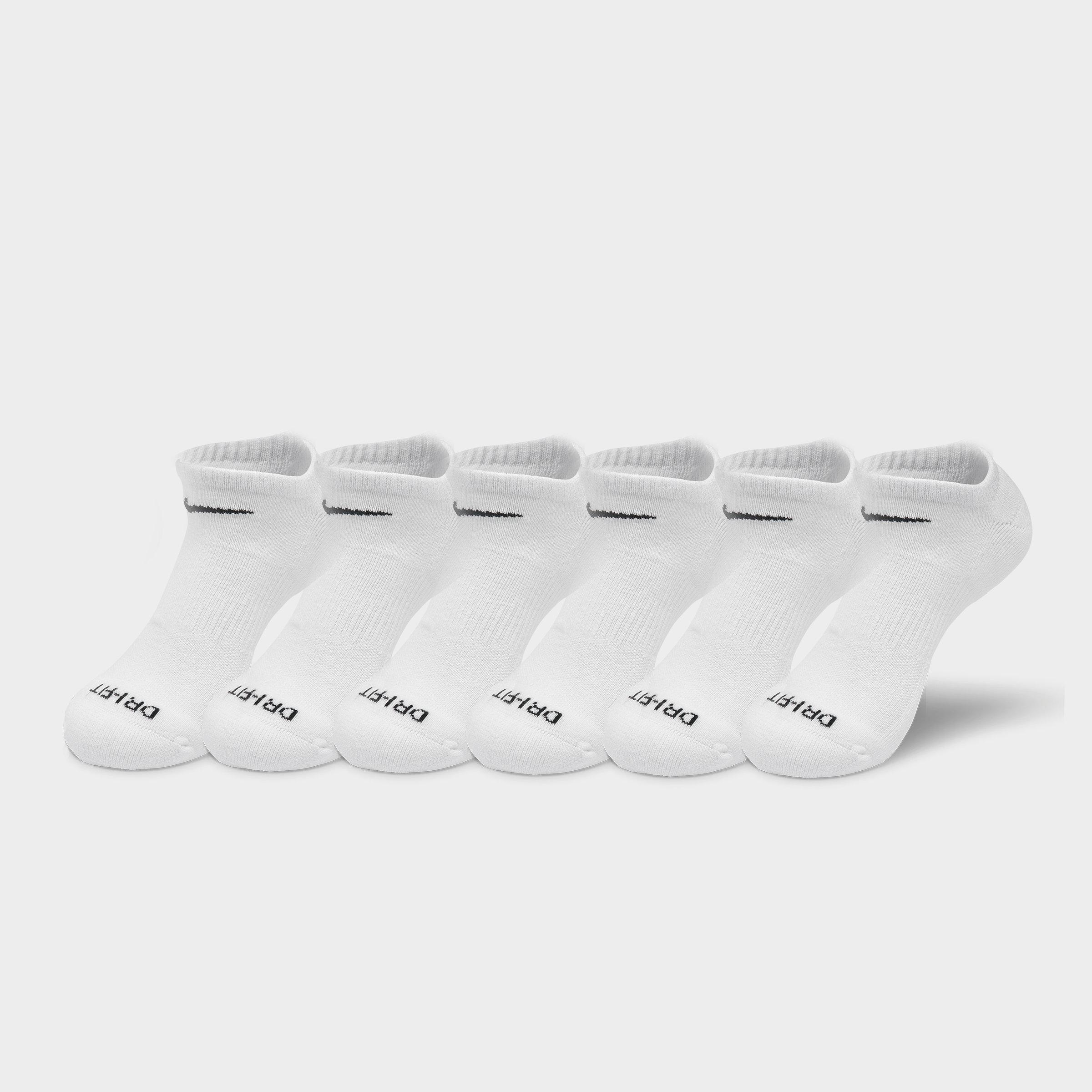 nike everyday plus
