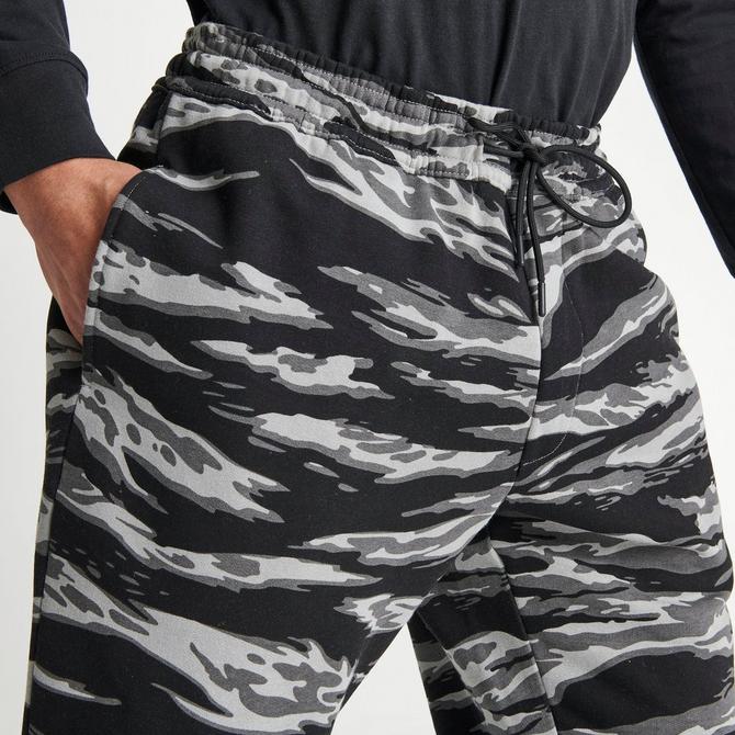 telegrama entonces pintar Men's Timberland Camo All-Over Print Jogger Pants| Finish Line