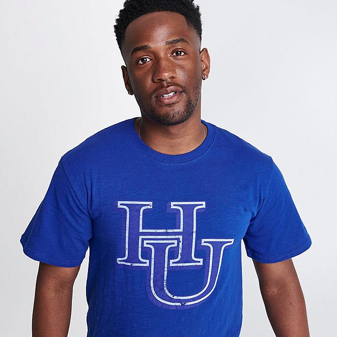 On Model 5 view of Men's Mitchell & Ness Hampton Pirates College Logo T-Shirt in Blue Click to zoom