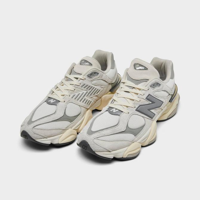 https://media.finishline.com/i/finishline/U9060ECA_108_P2?$default$&w=670&h=670&bg=rgb(237,237,237)