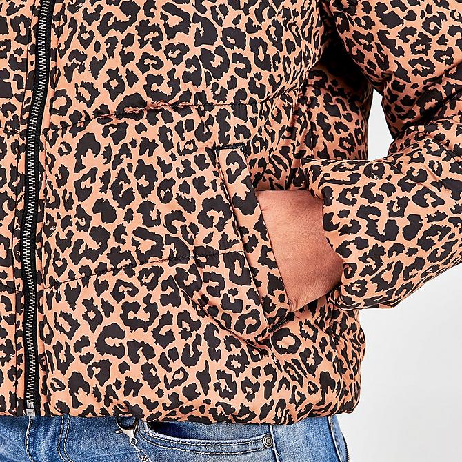 On Model 6 view of Women's Vans Foundry V Allover Print Puffer Jacket in Leopard Click to zoom