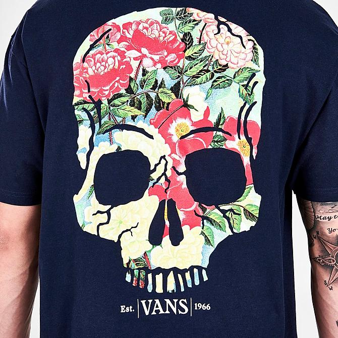 On Model 5 view of Men's Vans Flower Skull Graphic Print Short-Sleeve T-Shirt in Navy Click to zoom