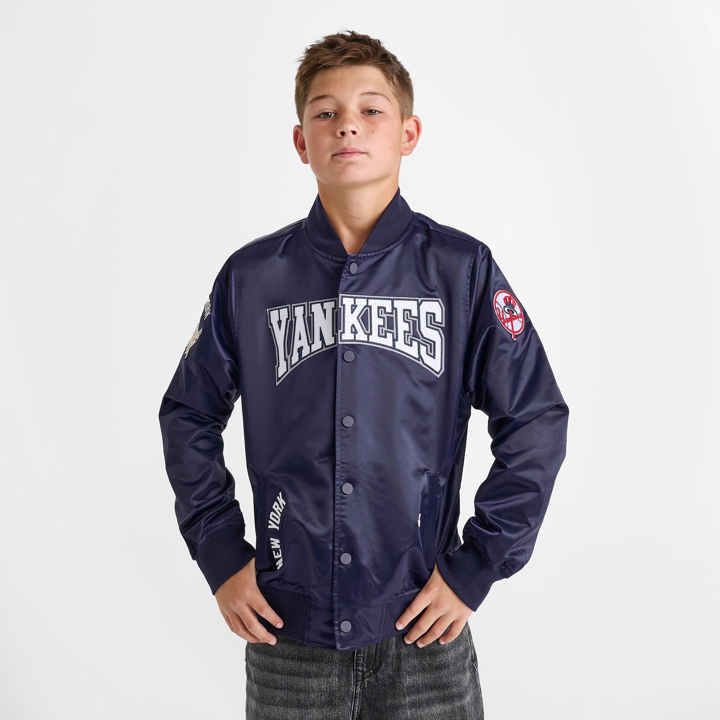 Big Kids' Pro Standard New York Yankees MLB Emblem Satin Jacket