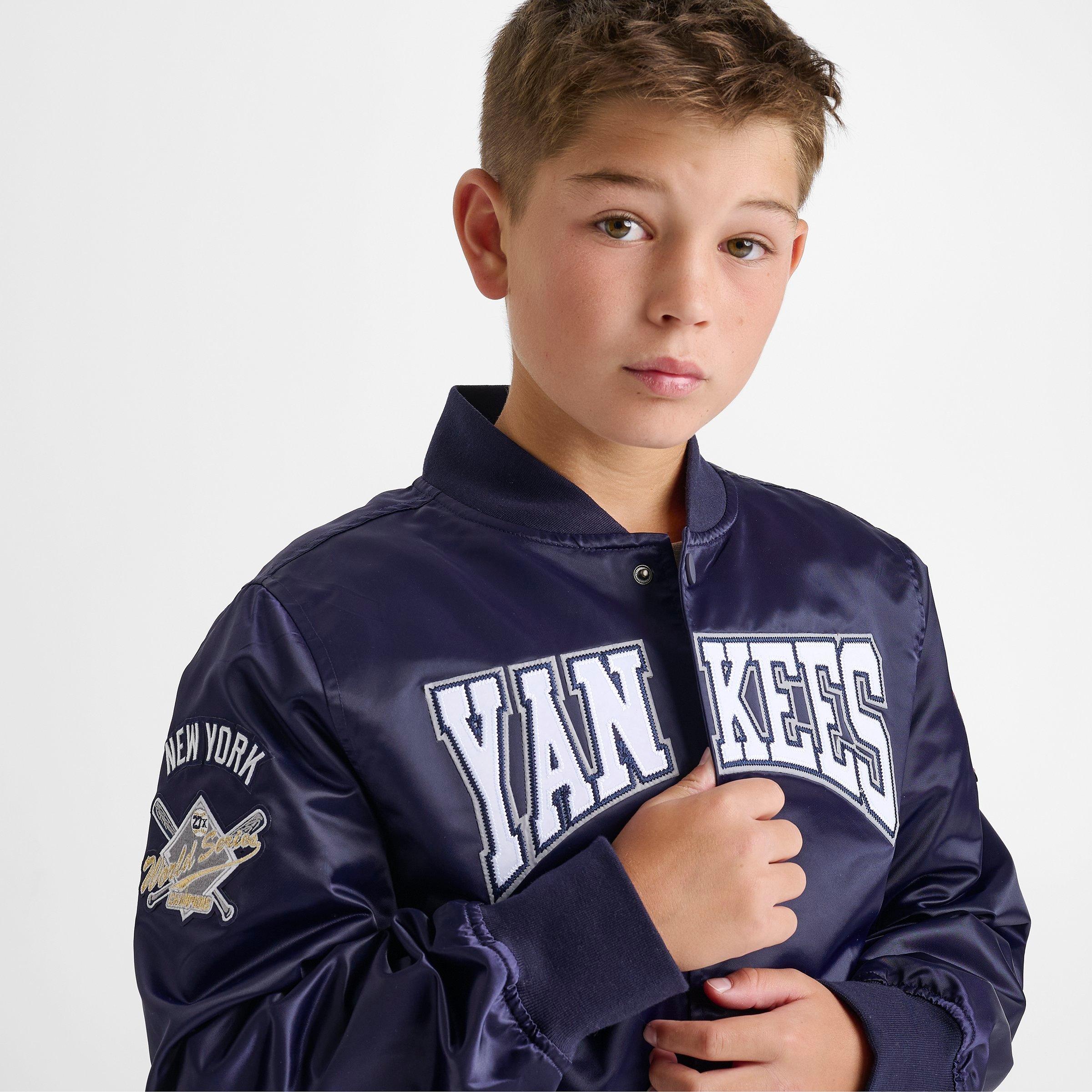 Big Kids' Pro Standard New York Yankees MLB Emblem Satin Jacket