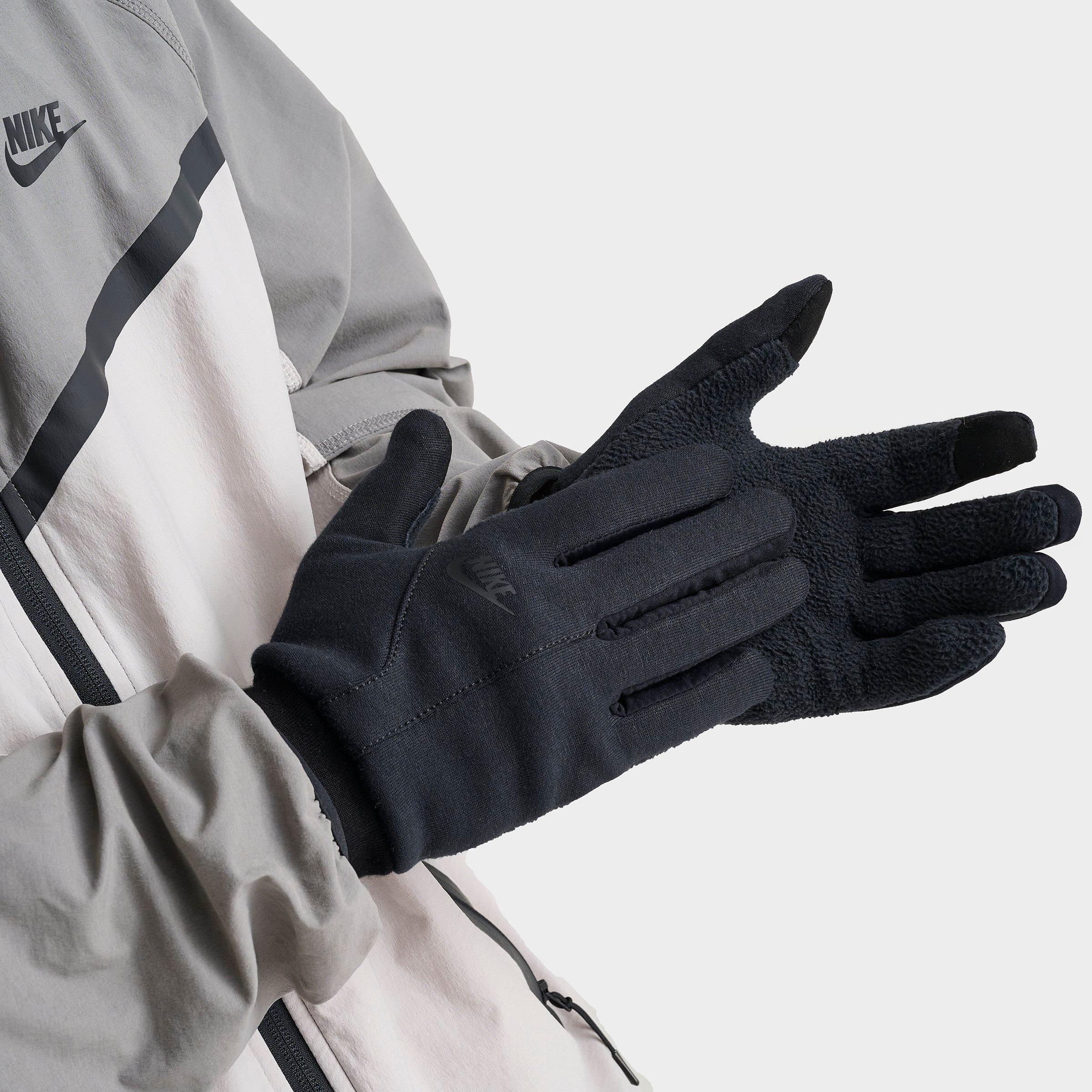 Nike Men's Therma-FIT Tech Fleece Gloves in Black Size: Large