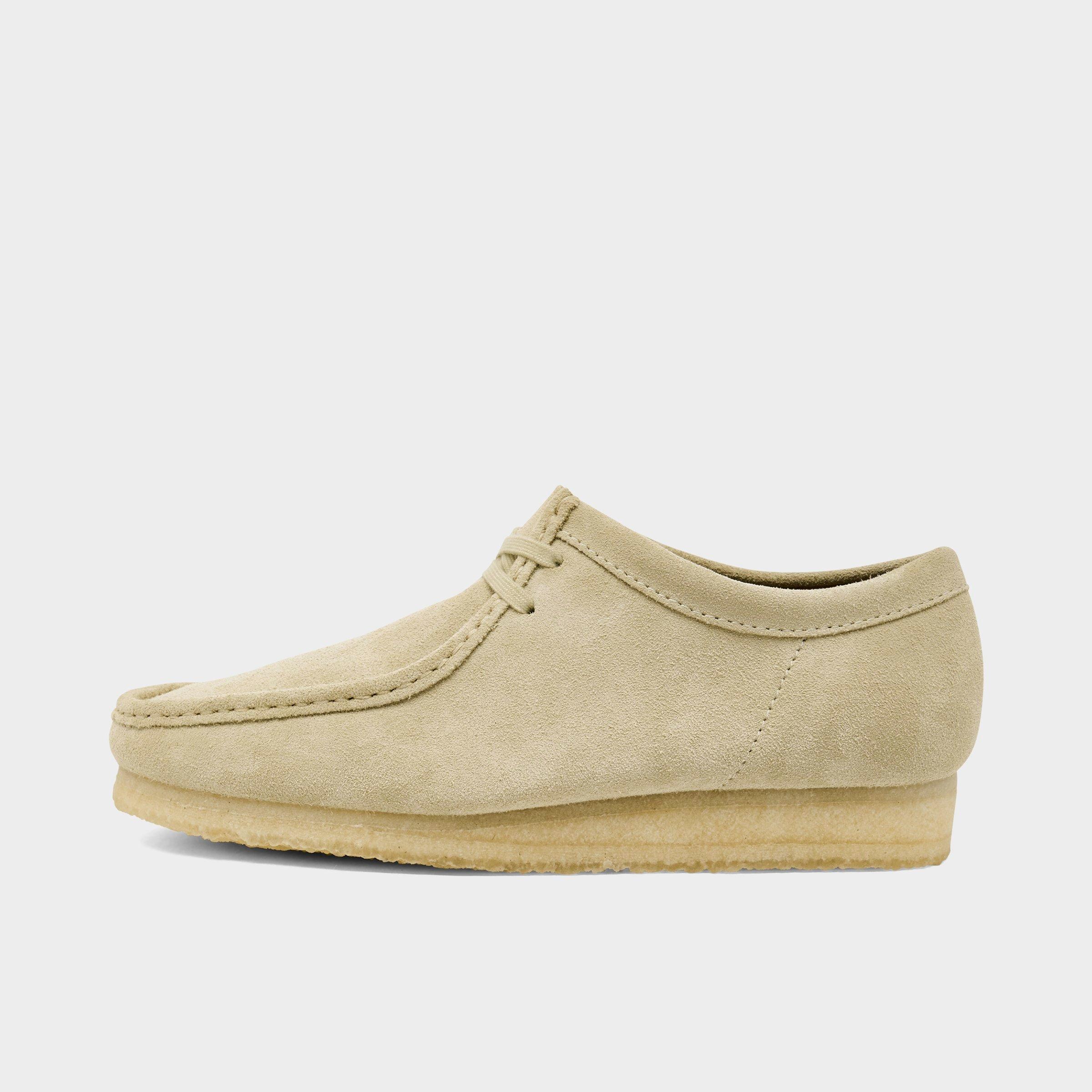 Clarks Men's Wallabee Casual Shoes in Maple Suede Size: 7.5