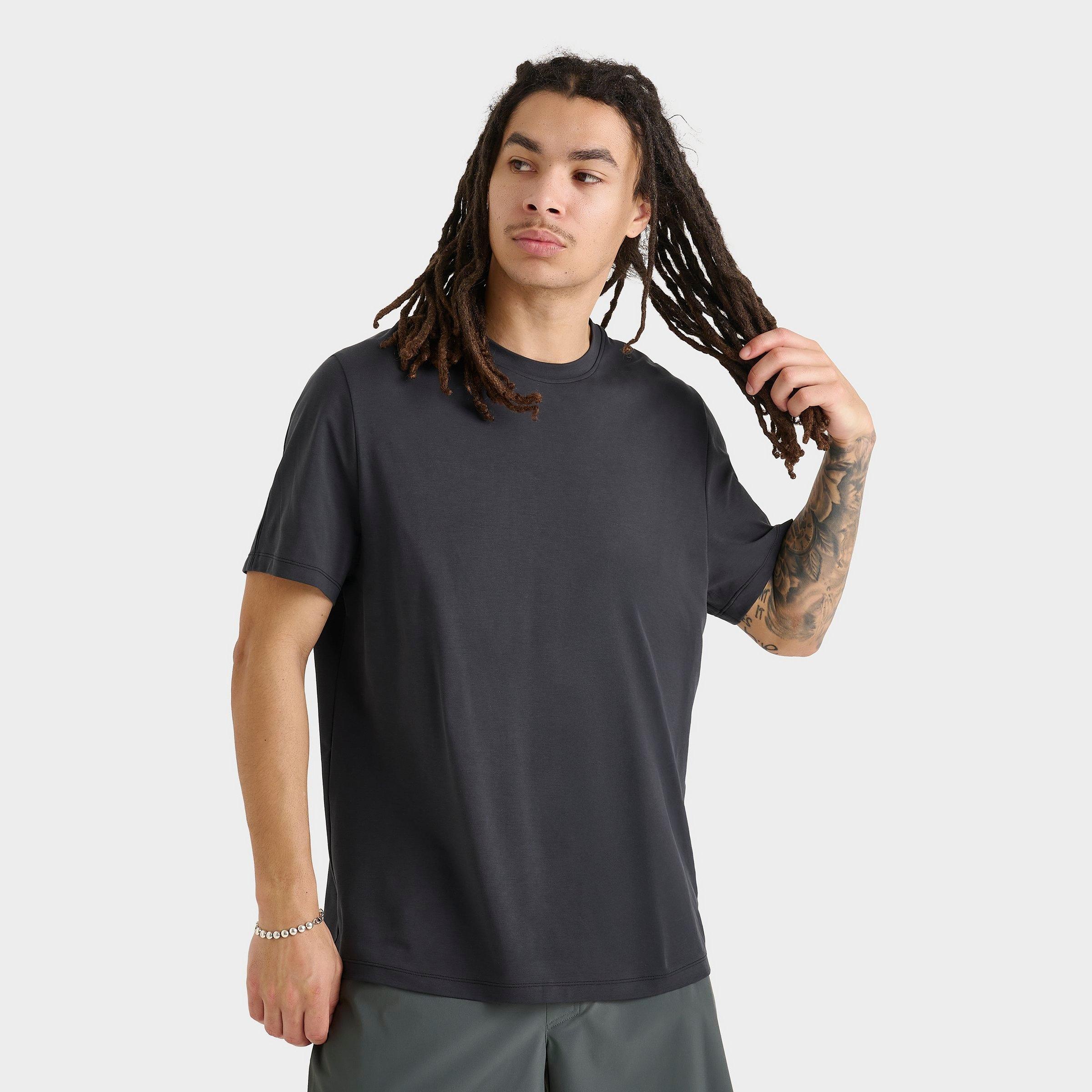 On Men's Focus T-Shirt in Black Size: Small