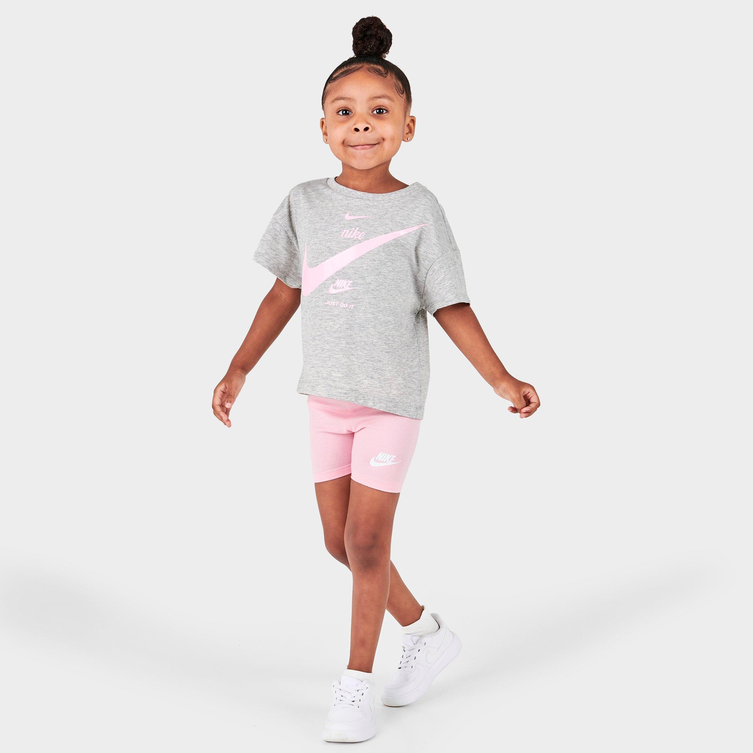 NIKE NIKE GIRLS' TODDLER REPEAT T-SHIRT AND BIKE SHORTS SET