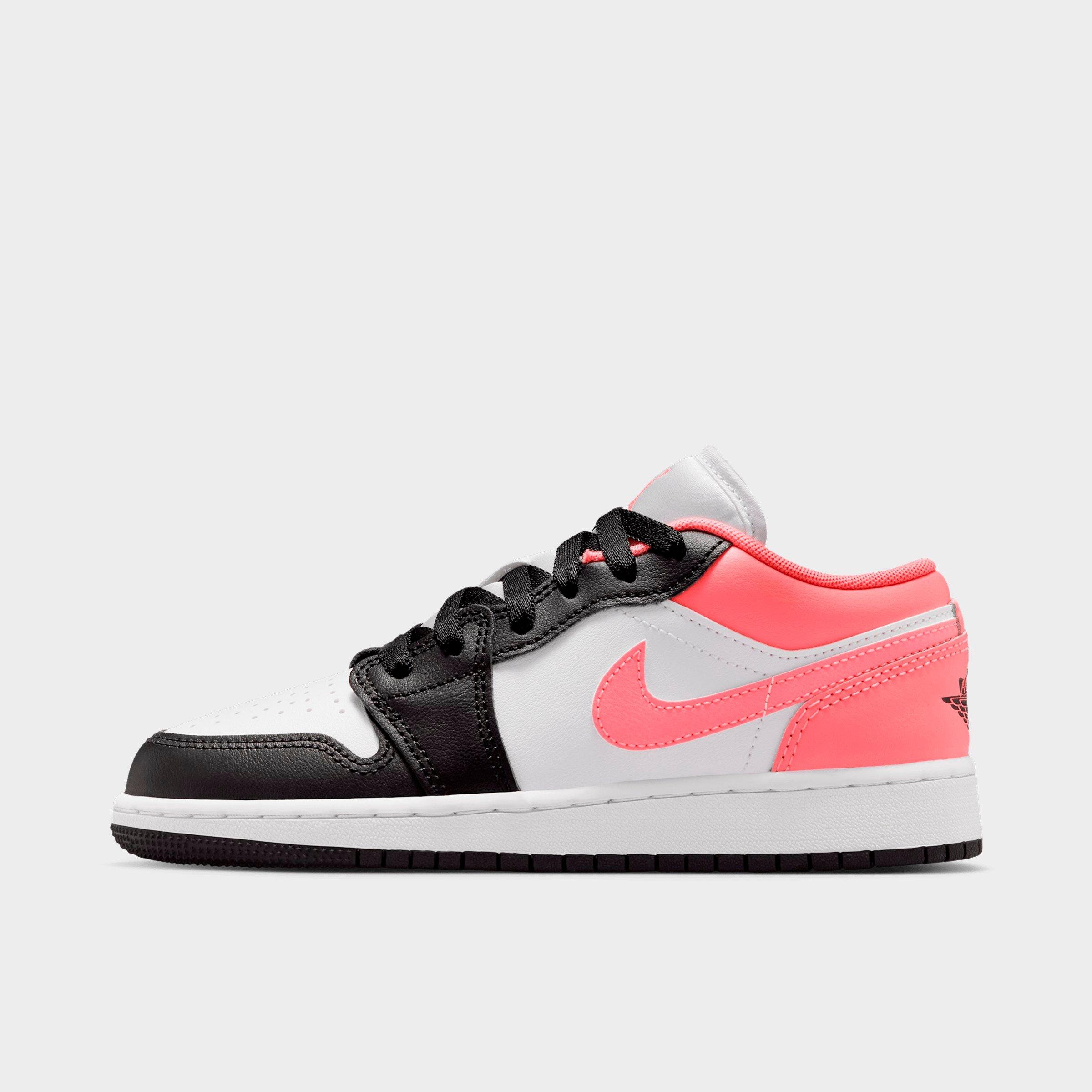 Jordan Big Kids Air Retro 1 Low Casual Shoes in Black/White/Pink Gaze Size: 7.0