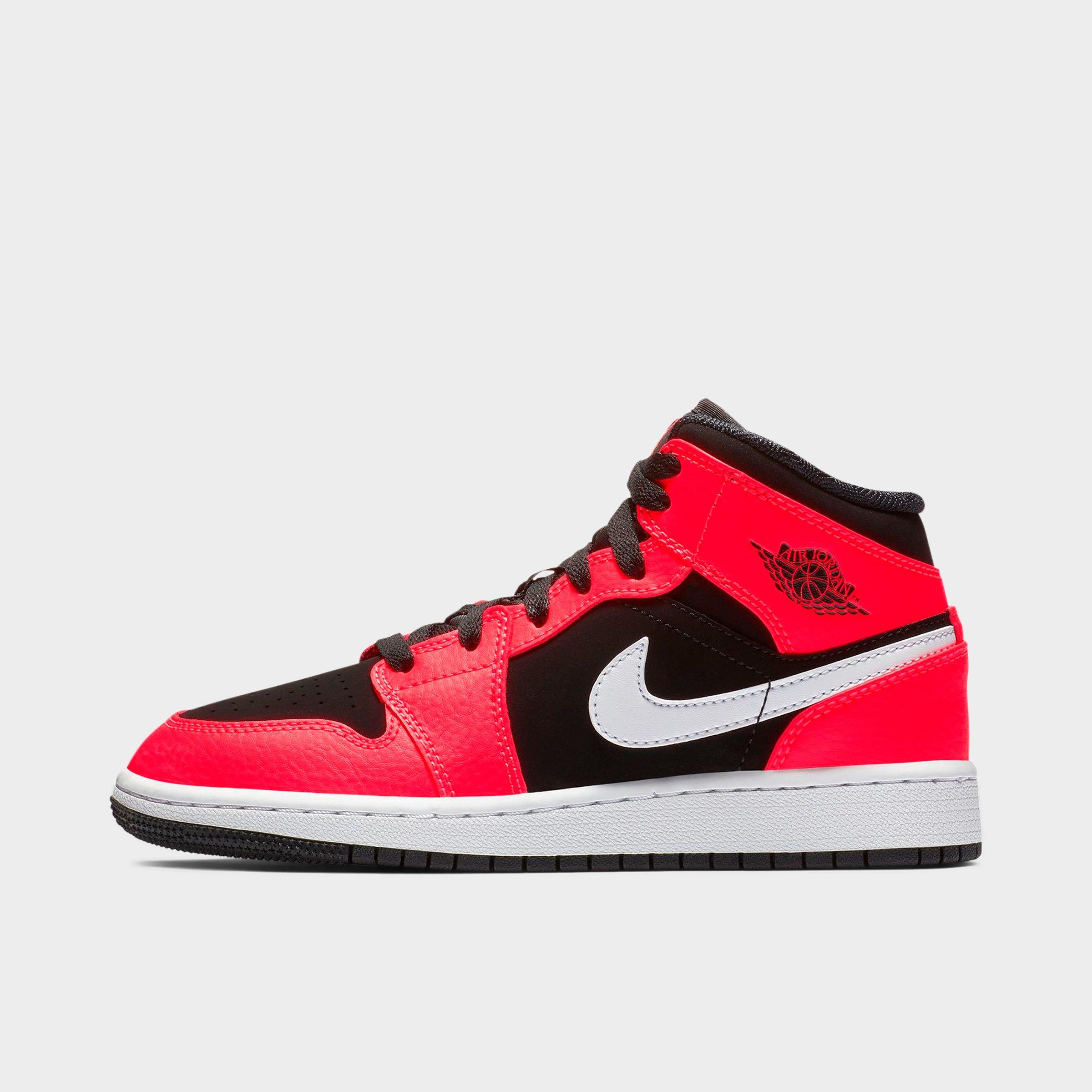 Jordan Big Kids Air Retro 1 Mid Casual Shoes in Black/Infrared 23/White Size: 4.0