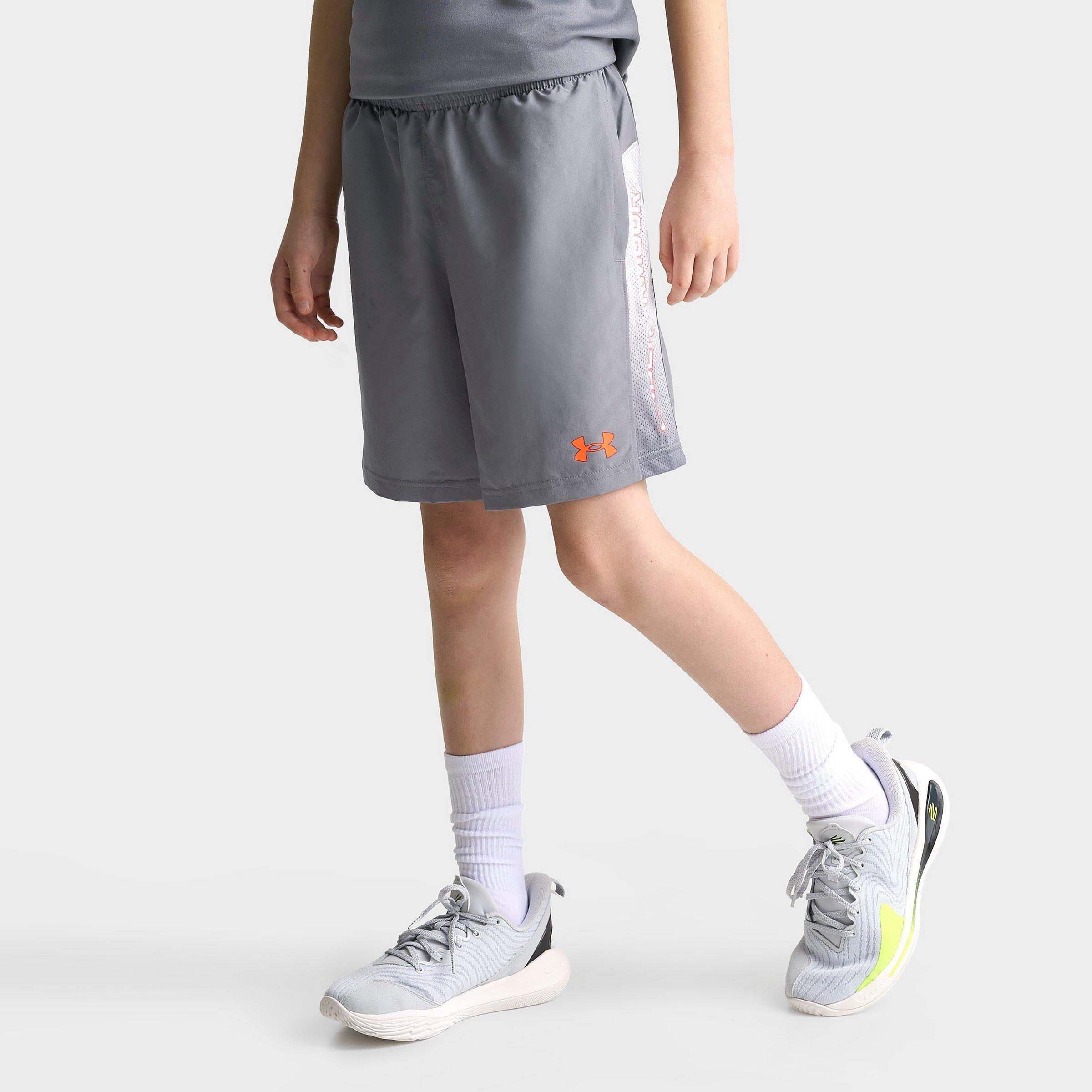 Under Armour Big Kids Fade Woven Shorts in Titan Grey Size: Small