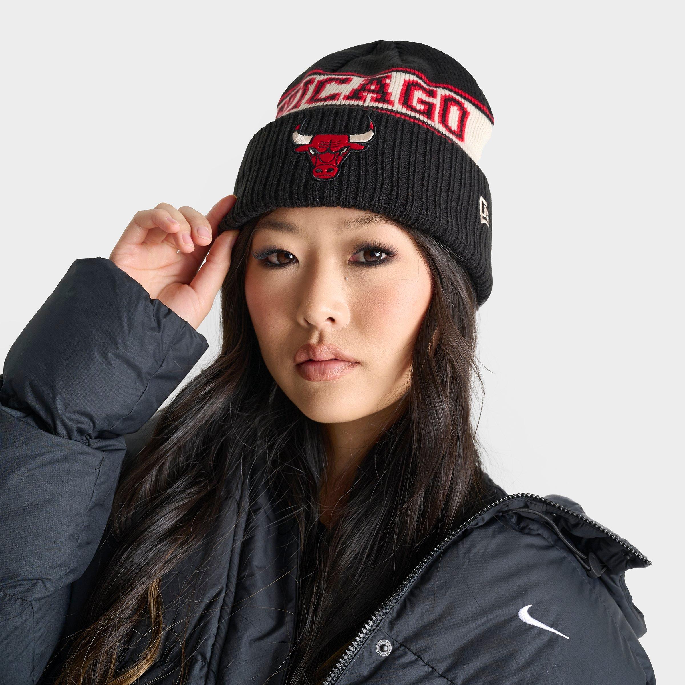 New Era Chicago Bulls Nba Retro Beanie Hat In Black