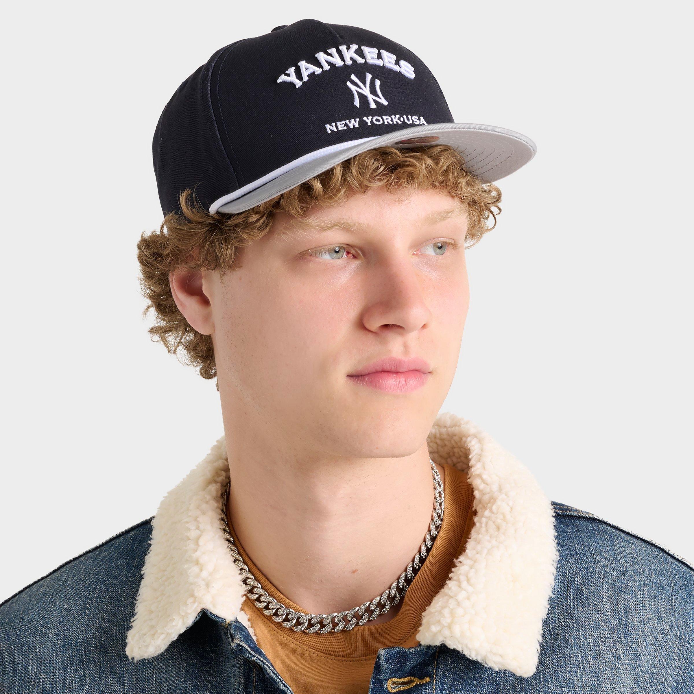 New Era New York Yankees MLB 9FORTY M-Crown A-Frame Snapback Hat in Black/Grey