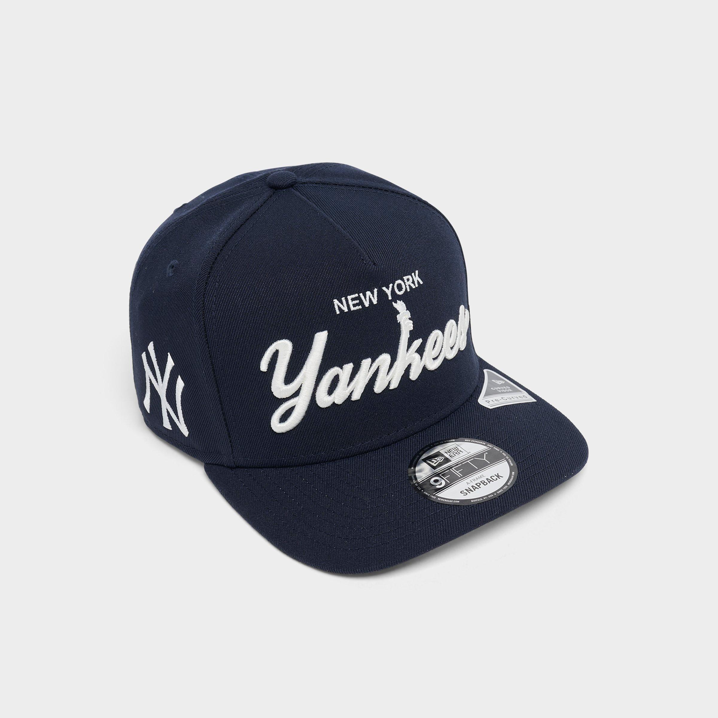 New Era New York Yankees MLB Local Play 9FIFTY A-Frame Snapback Hat in Navy/White