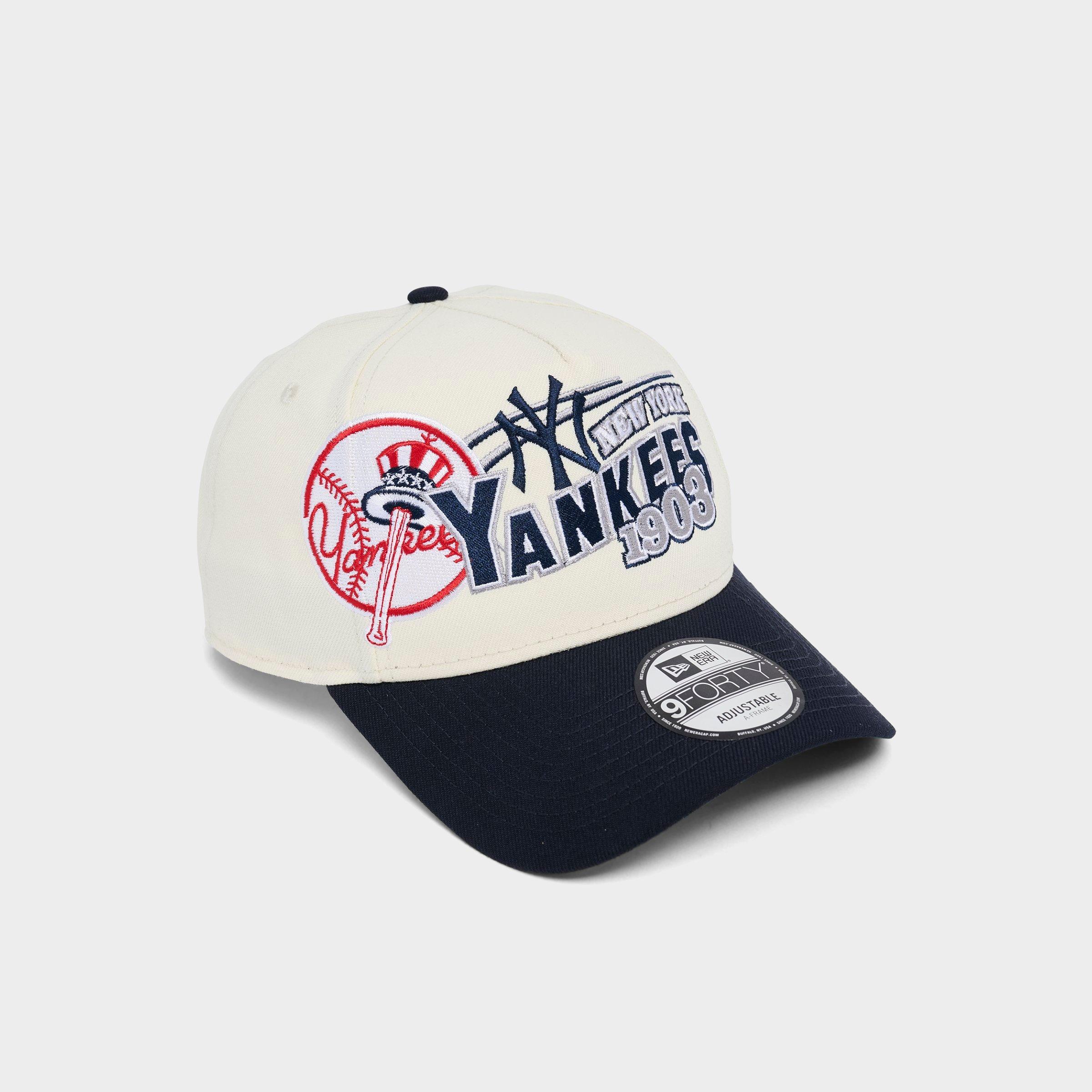 New Era New York Yankees MLB 9FORTY A-Frame Snapback Hat in Chrome/Navy