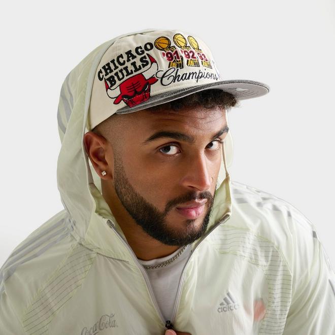 New Era Chicago Bulls NBA Champions 19Twenty Snapback Hat