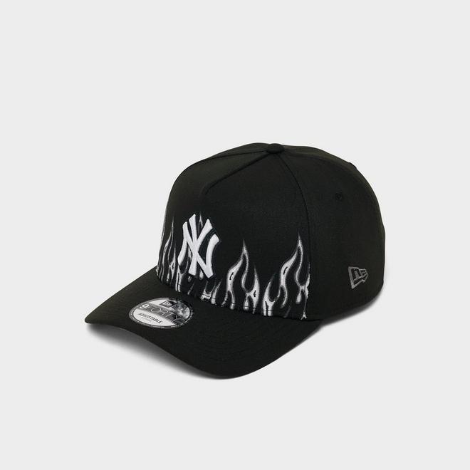 New Era New York Yankees MLB Large Flame Logo 9FORTY A-Frame Snapback Hat