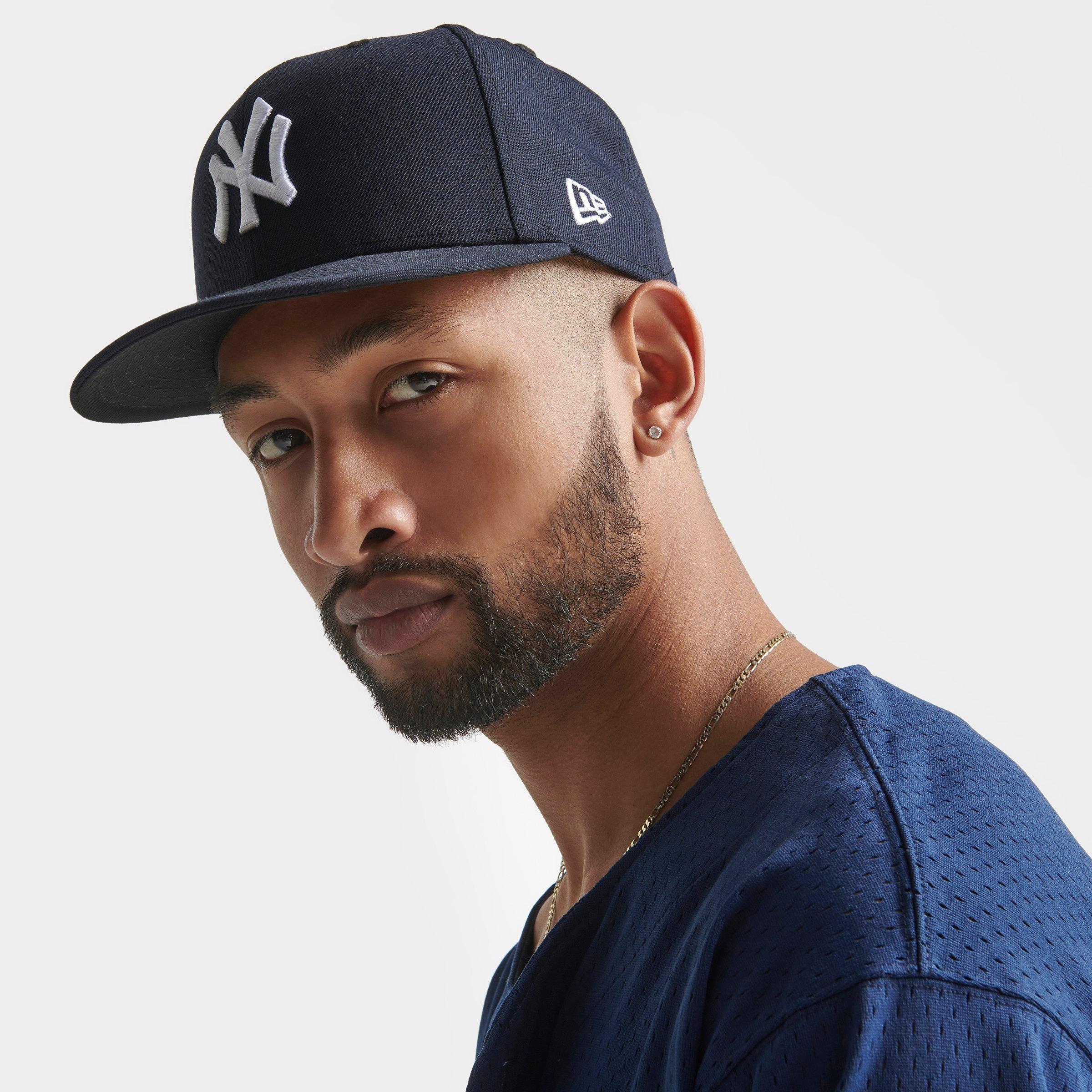 New Era Men's New York Yankees MLB Navy 59FIFTY Fitted Hat in Navy/White Size: 7 5/8