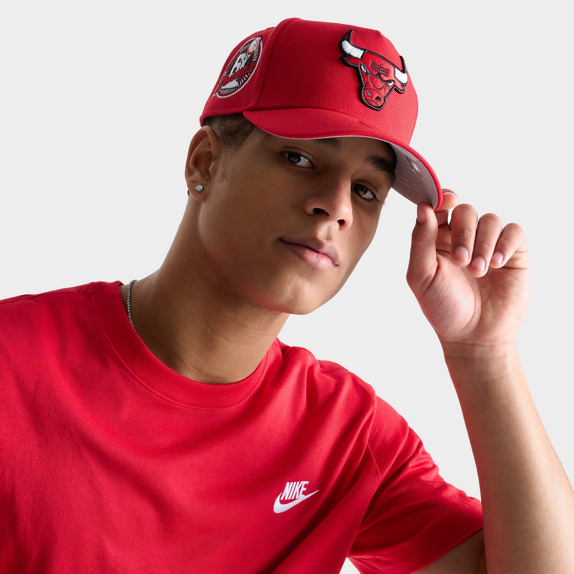 New Era Chicago Bulls NBA 9FORTY Snapback Hat in Red/Red