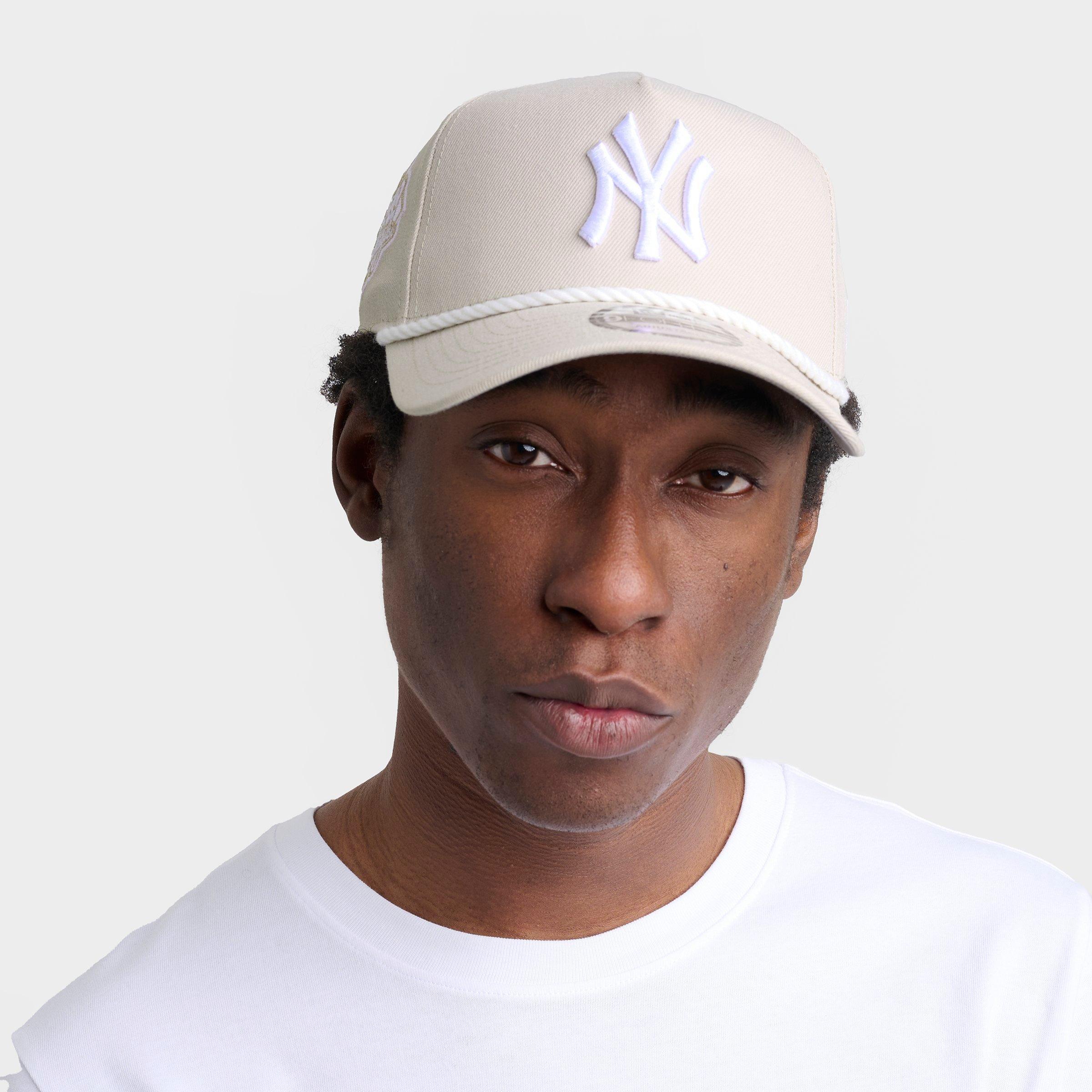 New Era New York Yankees MLB 9FORTY Rope Snapback Hat in Stone/White