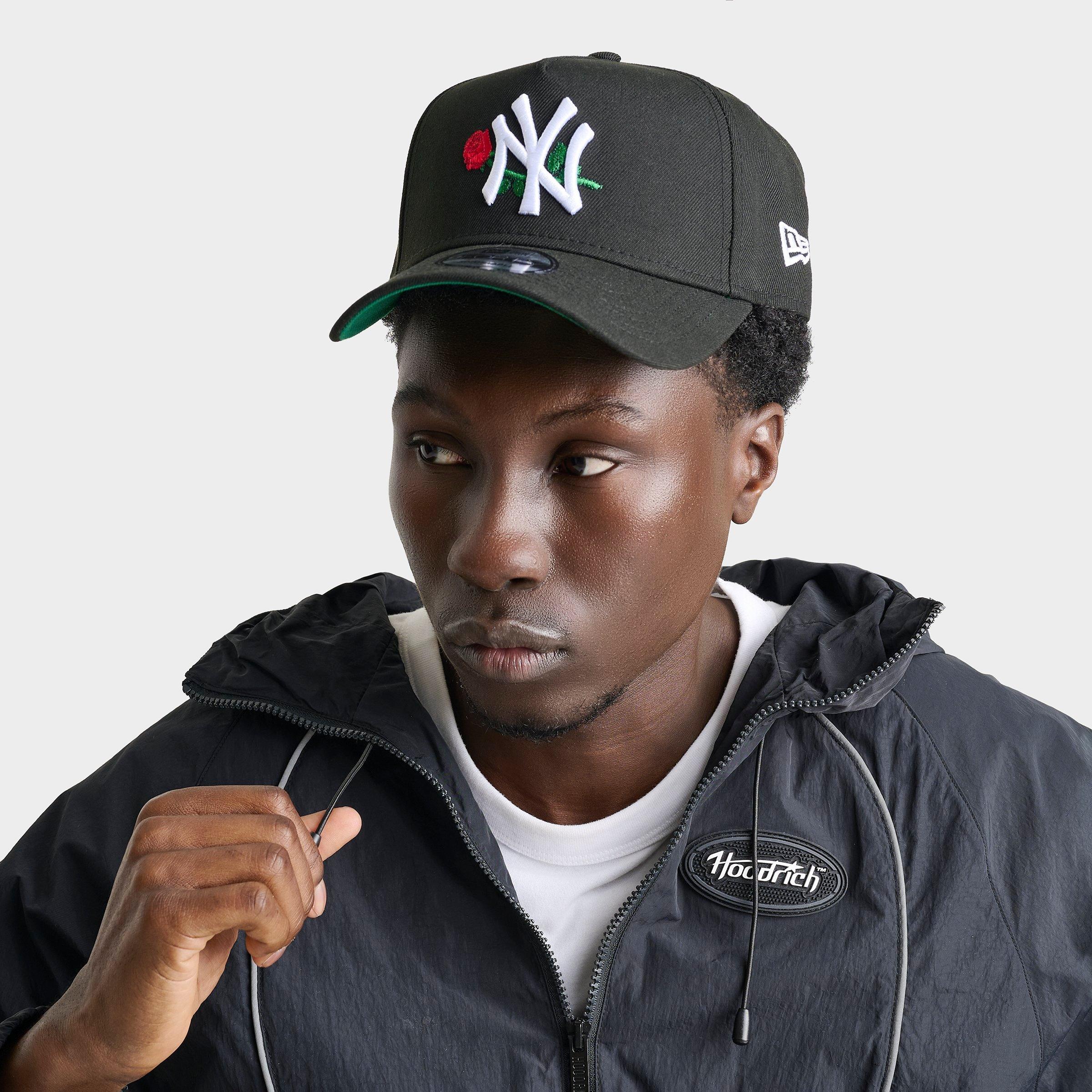 New Era New York Yankees MLB 9FORTY Rose A-Frame Snapback Hat in Black/White/Red