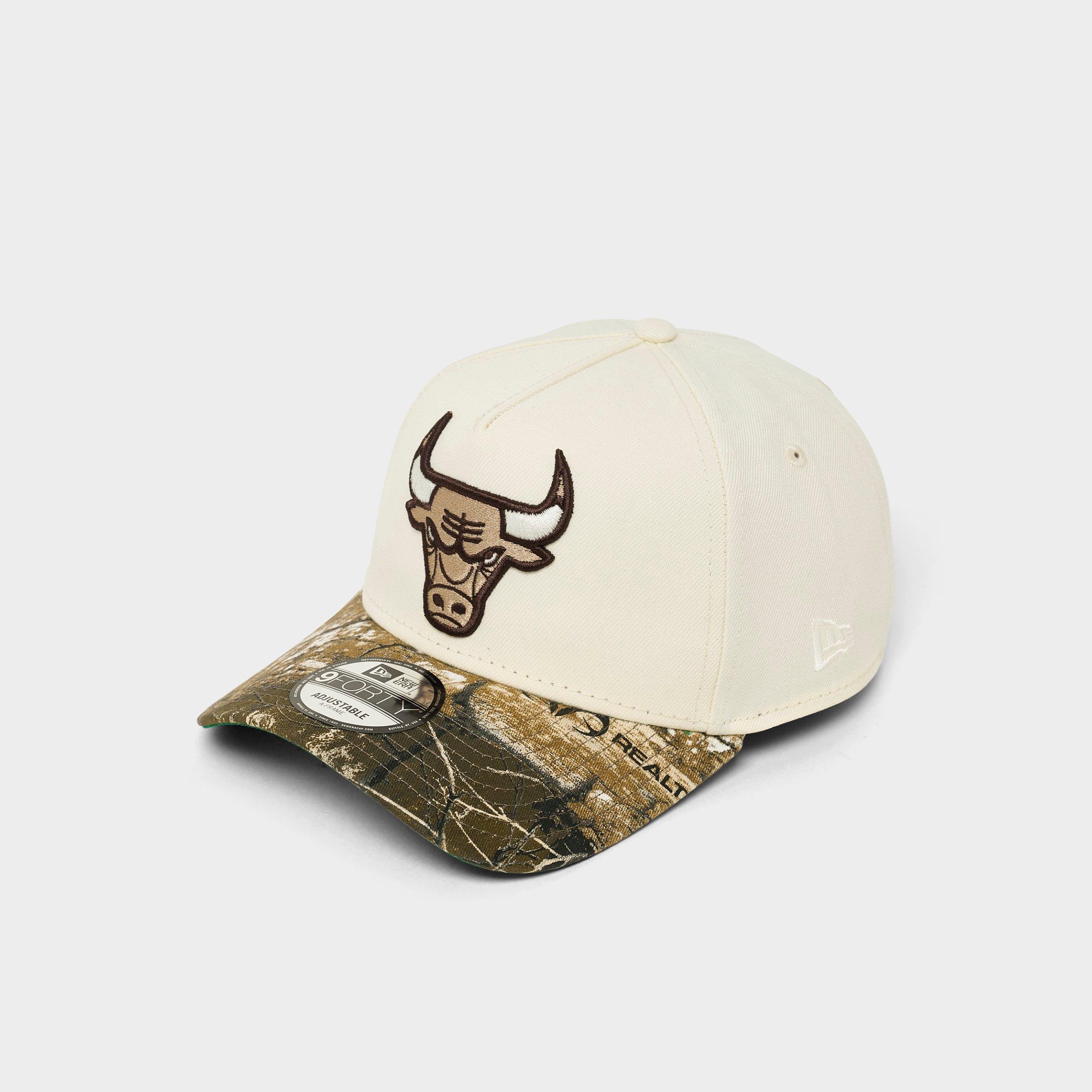 New Era Chicago Bulls NBA 9FORTY Snapback Hat in Chrome/Real Tree
