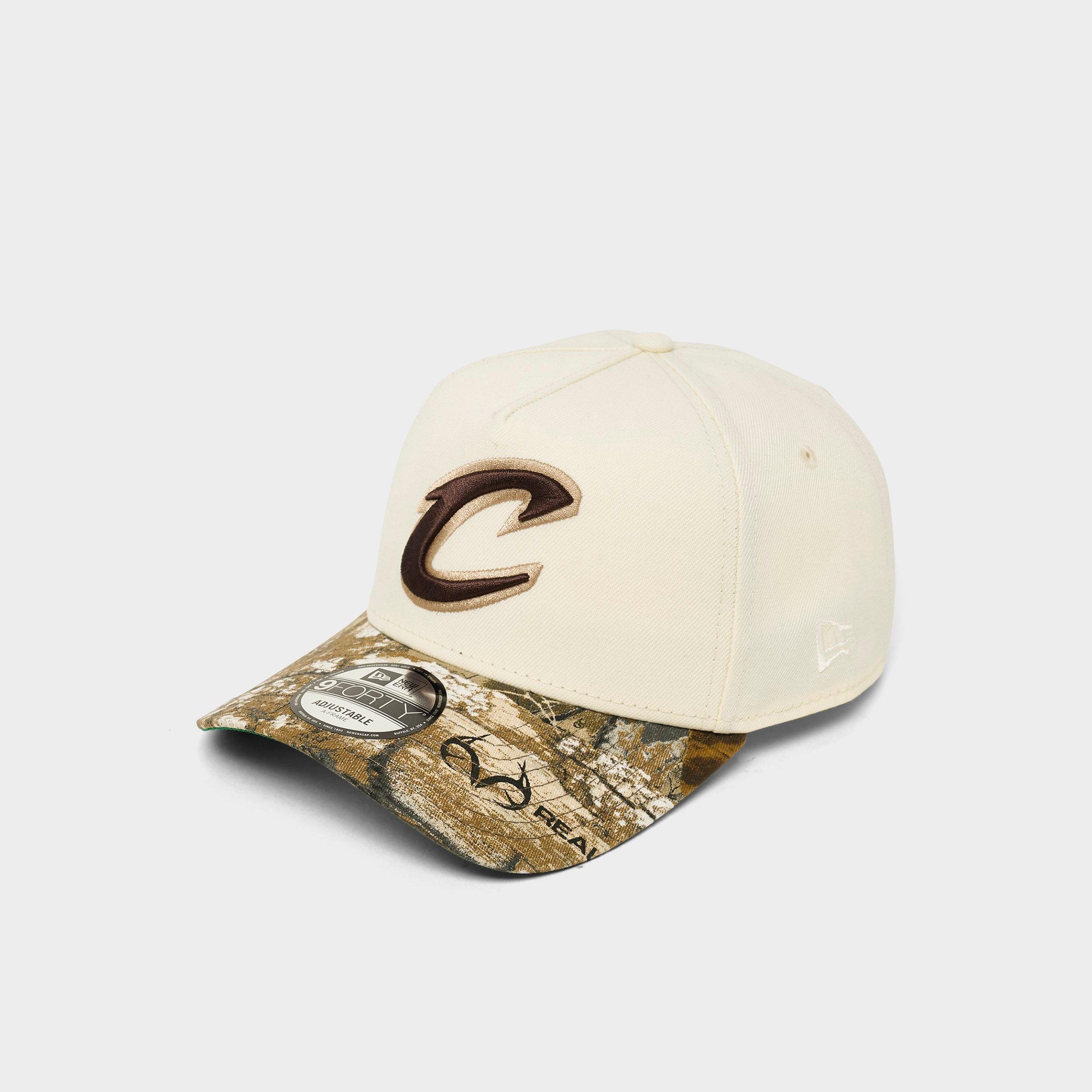 New Era Cleveland Cavaliers NBA 9FORTY Snapback Hat in Chrome/Real Tree