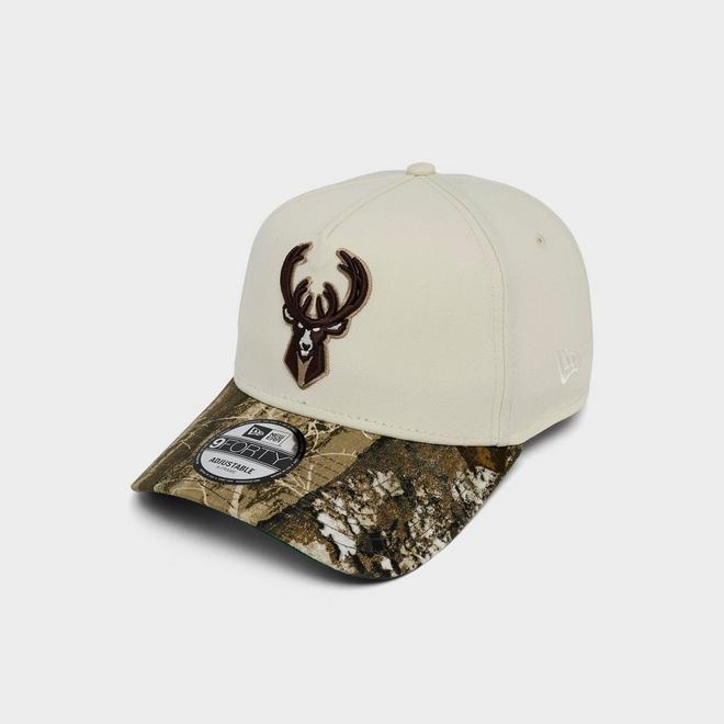 New Era Milwaukee Bucks NBA 9FORTY Snapback Hat