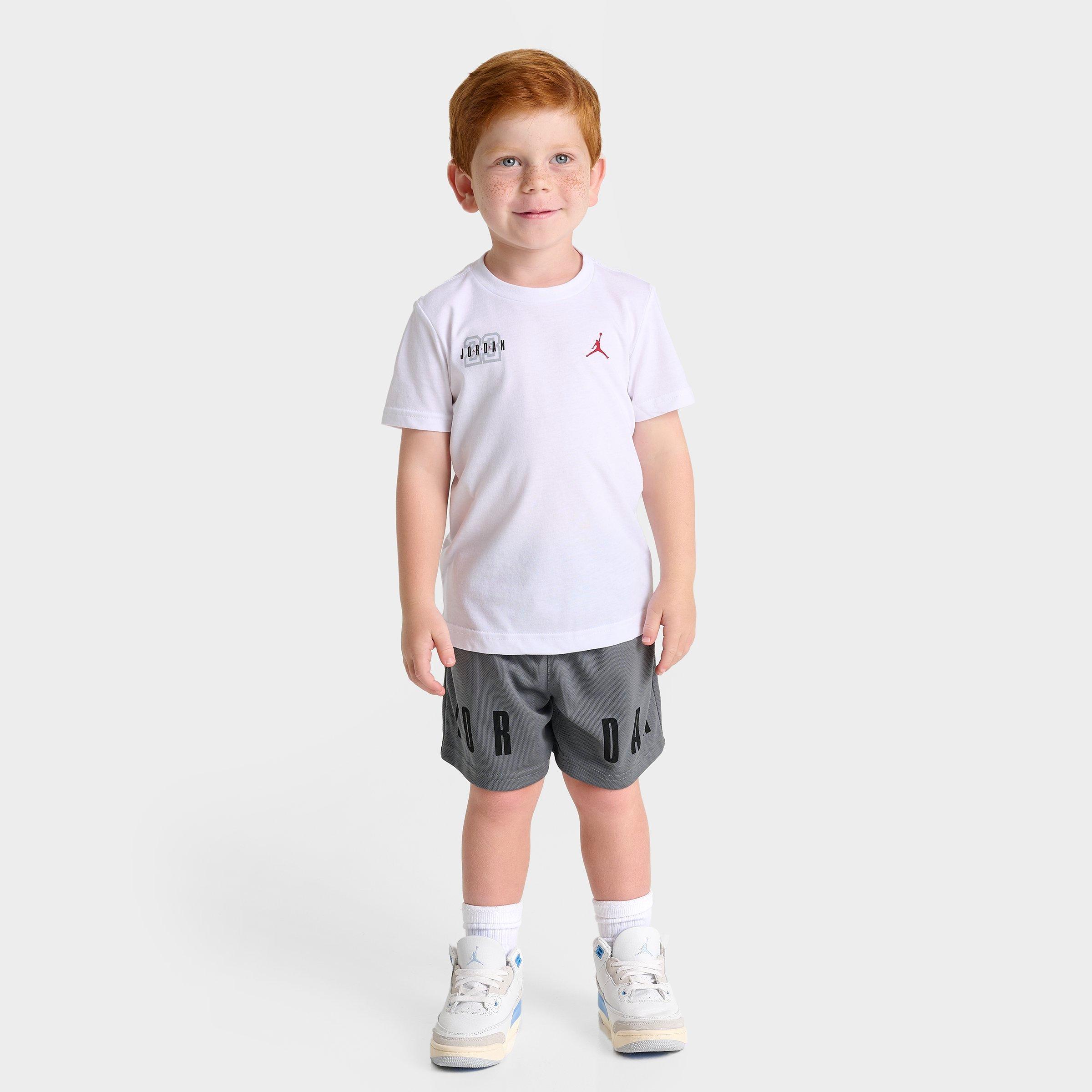 Jordan Kids Toddler Courtyard T-Shirt and Shorts Set in White/Smoke Grey Size: 2T
