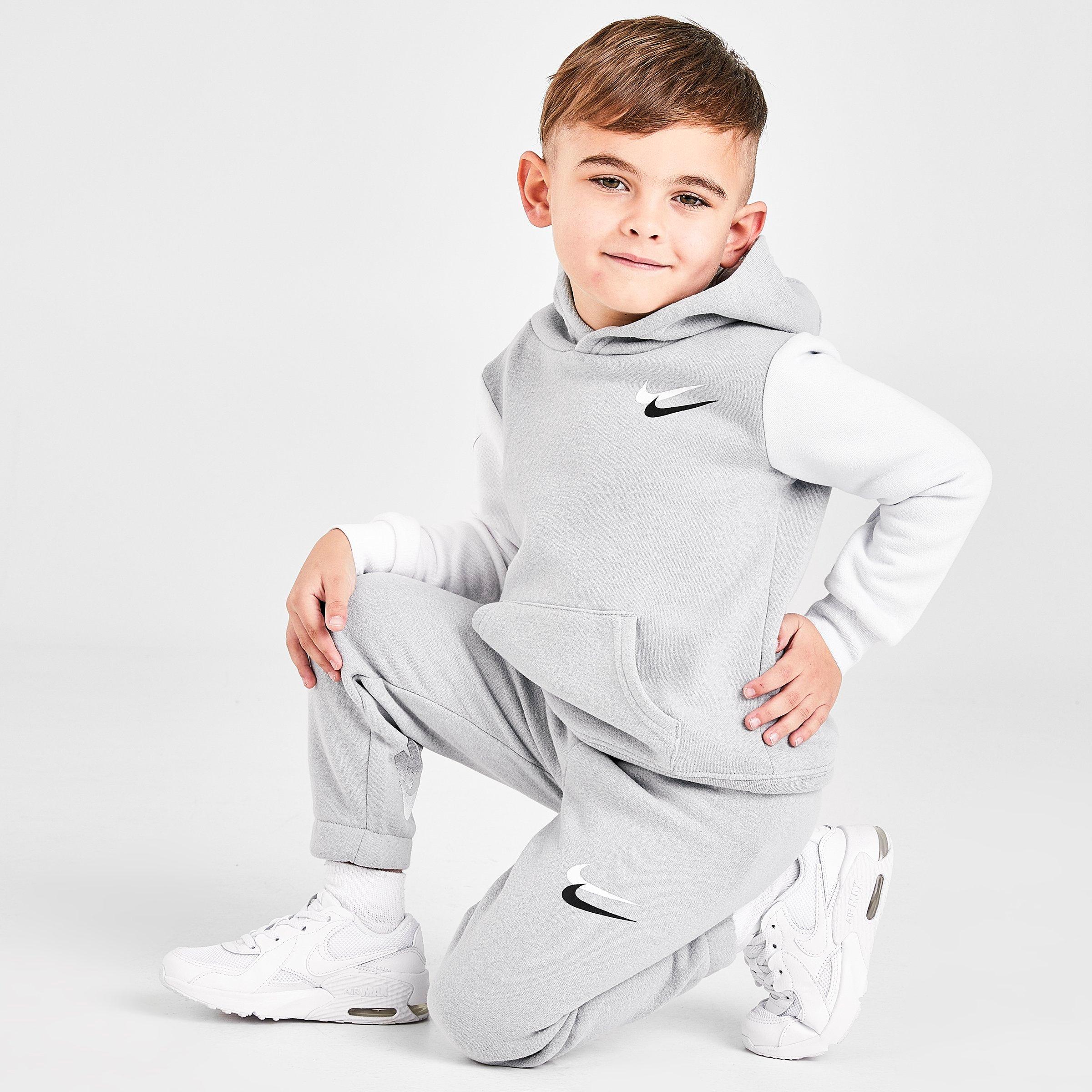 nike teenager clothes