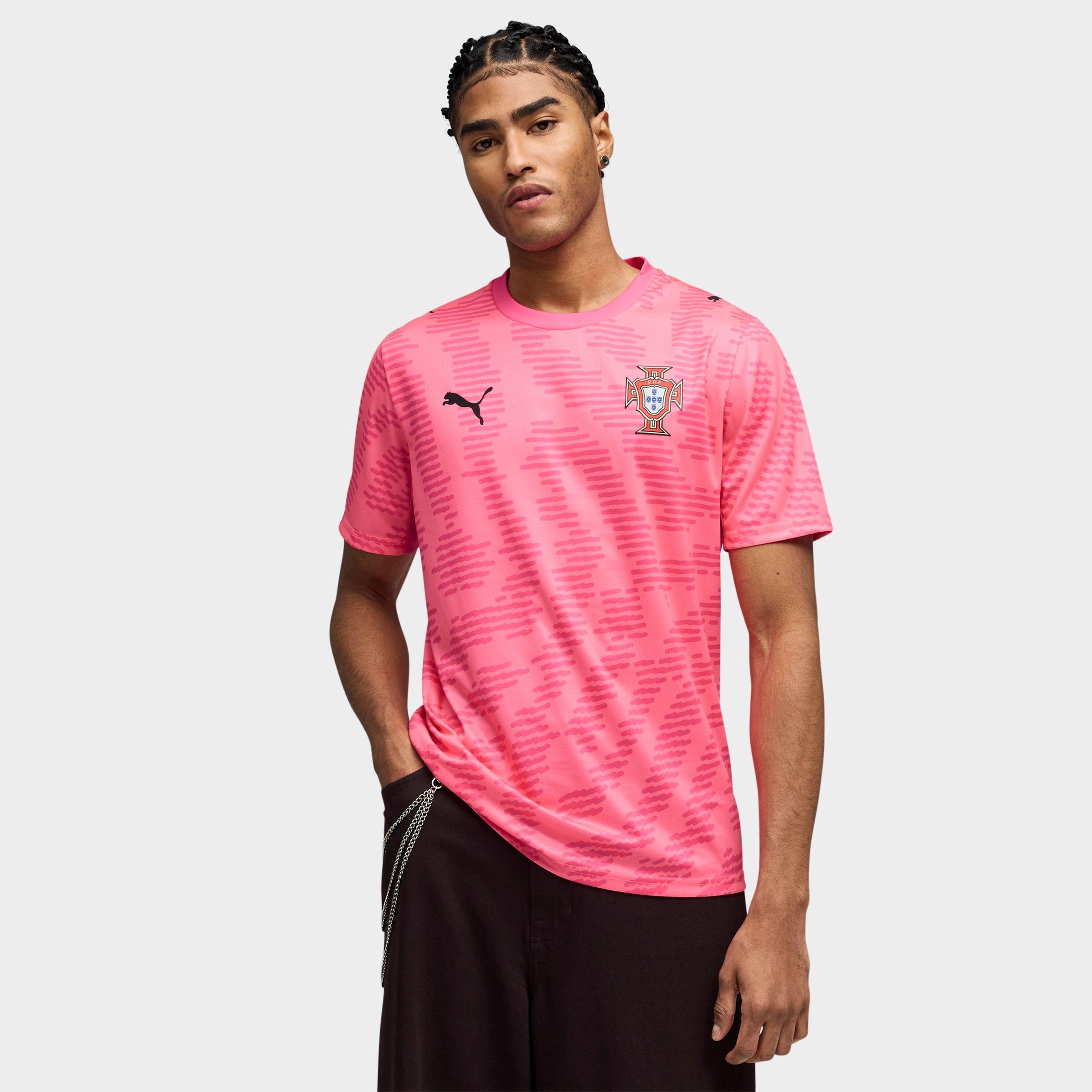 Men's Puma x Salehe Bembury Portugal Short-Sleeve Goalkeeper Soccer Jersey in Sun Struck/Fluro Pink Size: Small