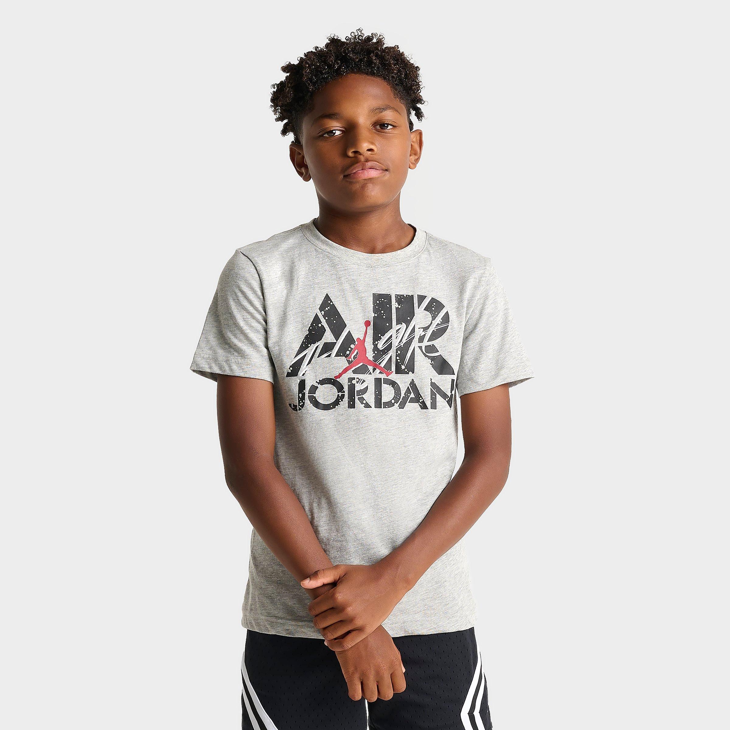 Jordan Big Kids Flight T-Shirt in Dark Grey Heather Size: Small
