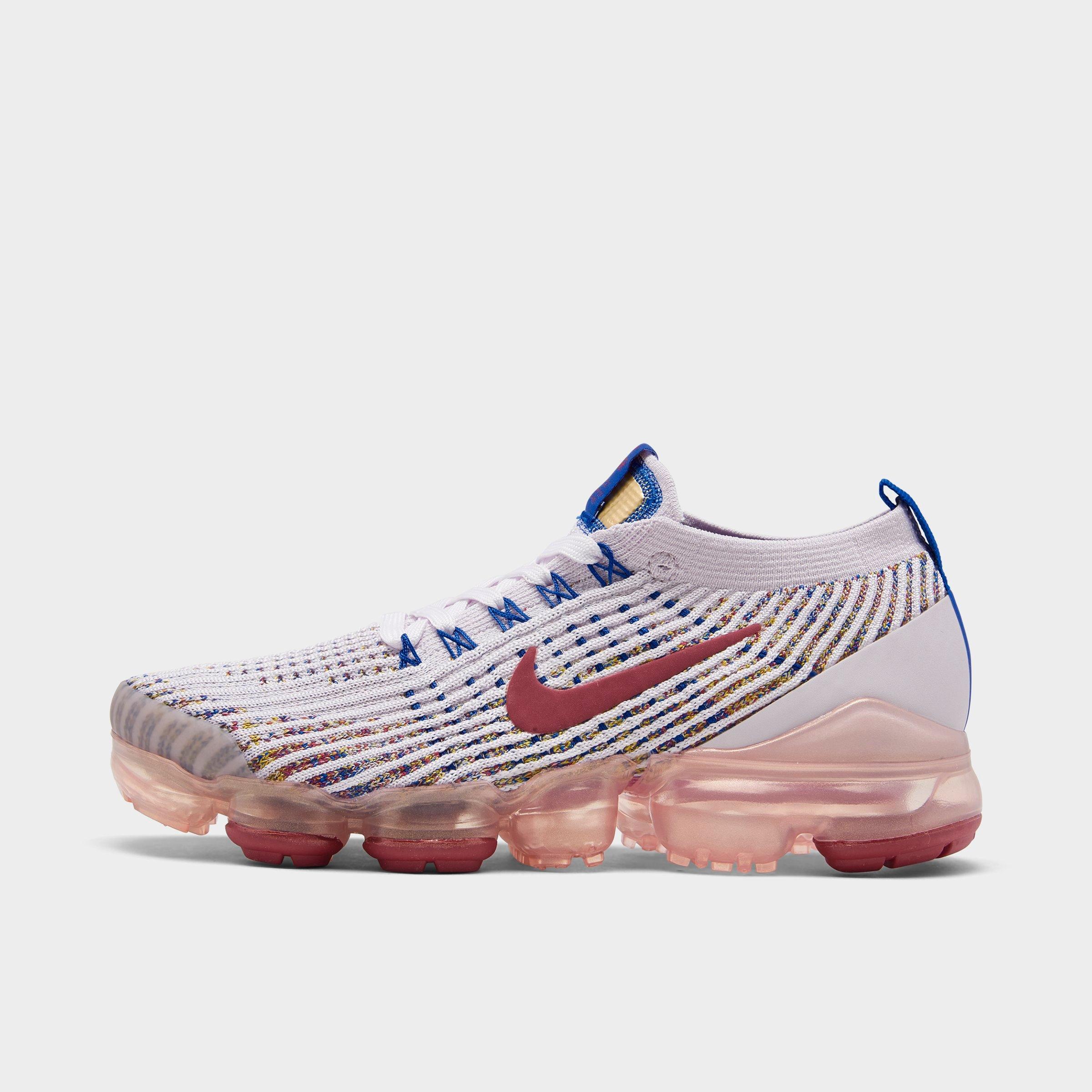vapormax plus women's white