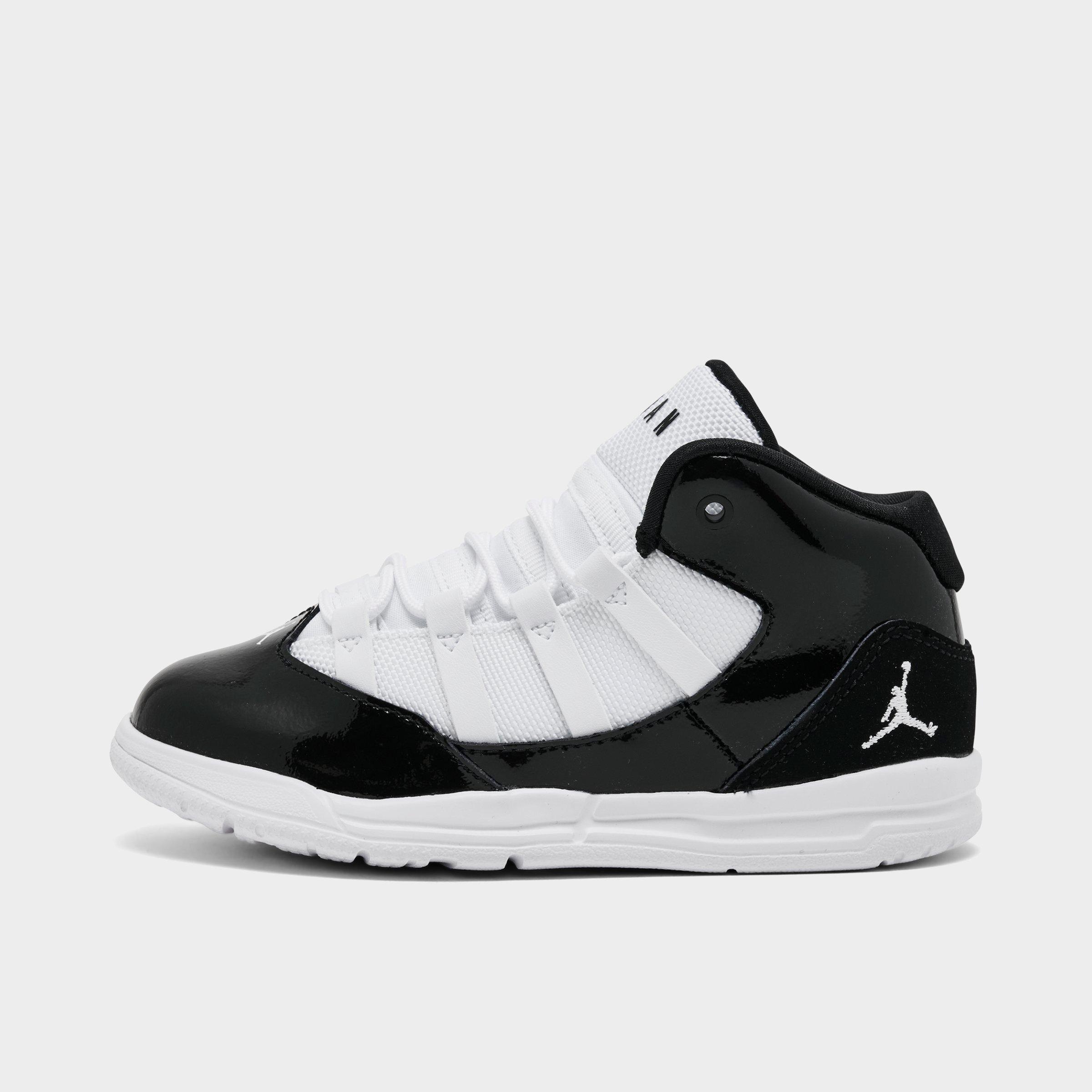 Jordan Boys Toddler Max Aura Basketball Shoes in White/Black Size: 7.0